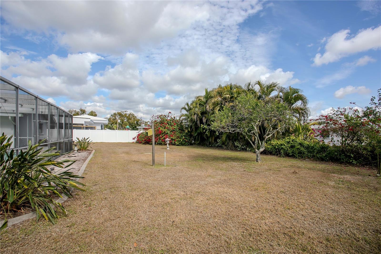 Image 44 of 65 For 2123 Beneva Road