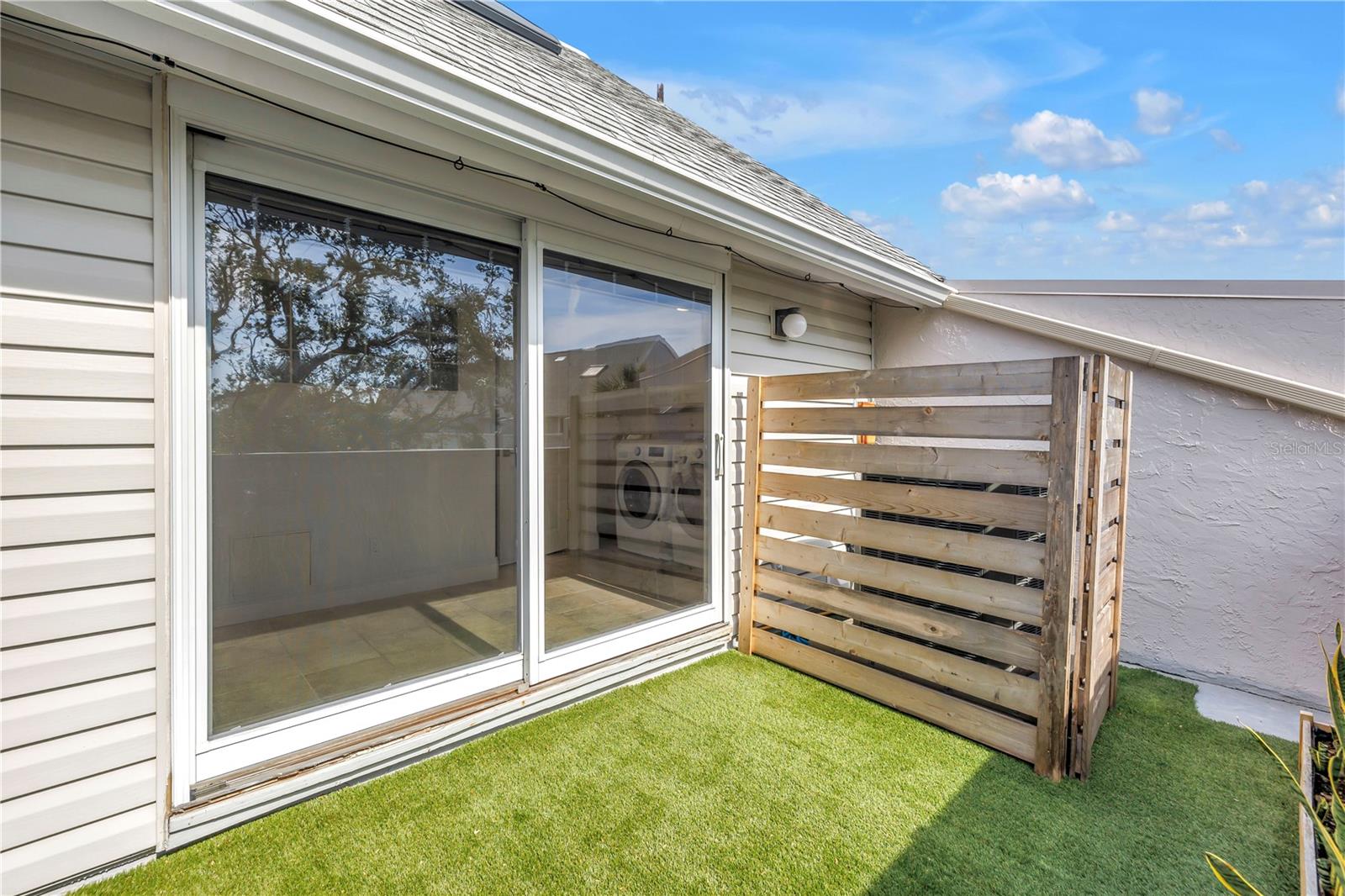 Image 38 of 69 For 1355 Pinellas Bayway S 23