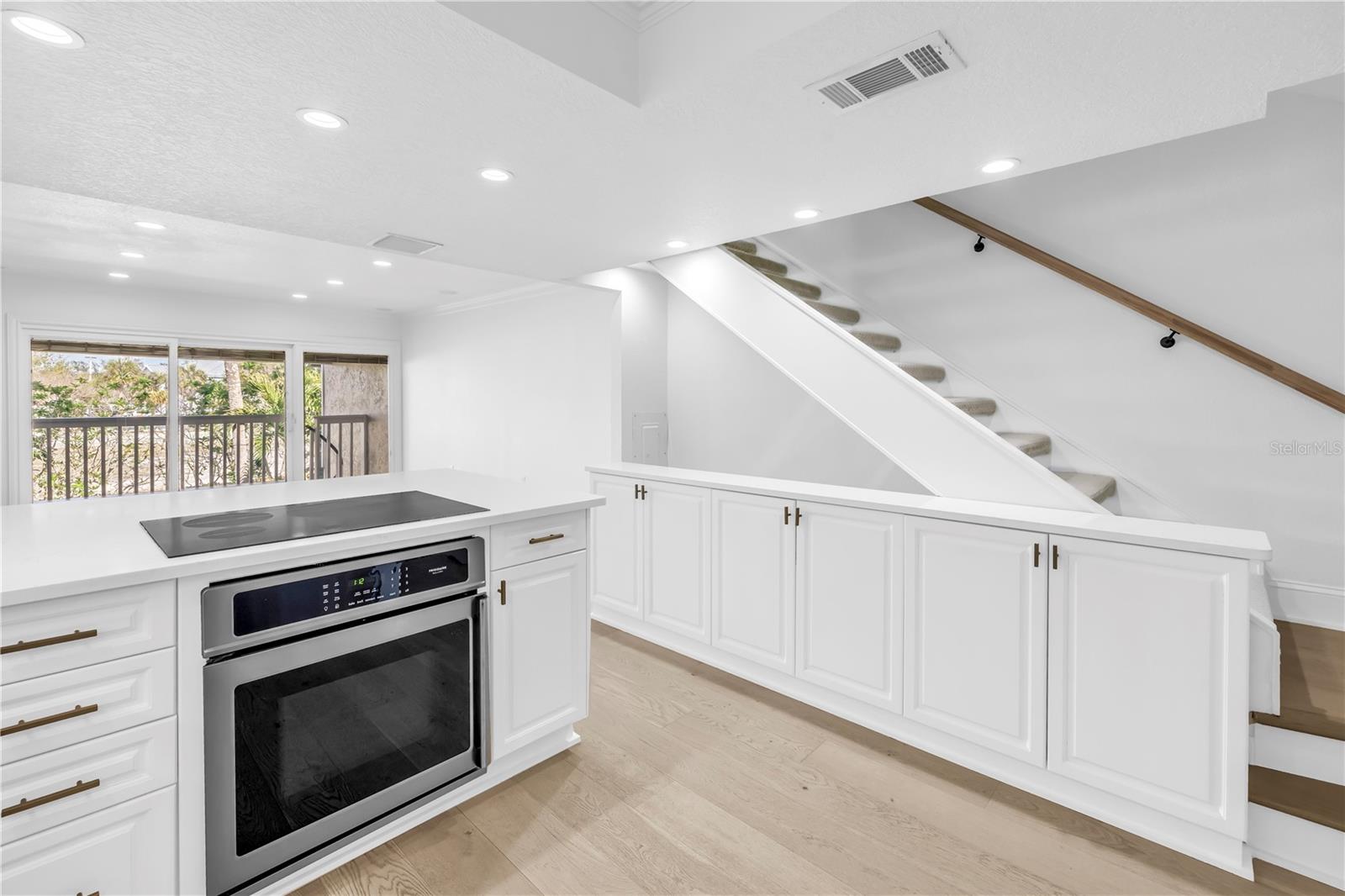 Image 6 of 69 For 1355 Pinellas Bayway S 23