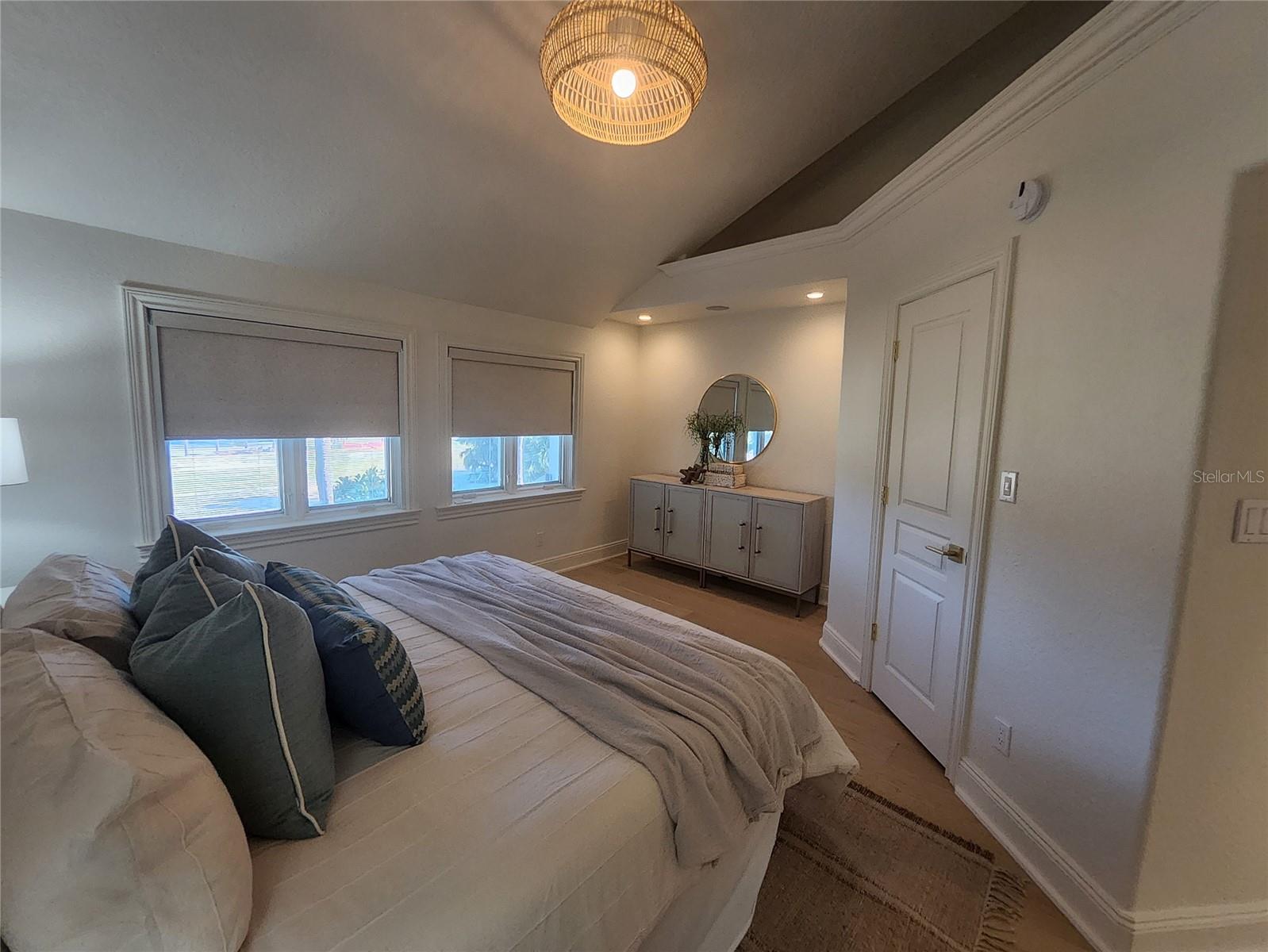 Image 65 of 69 For 1355 Pinellas Bayway S 23