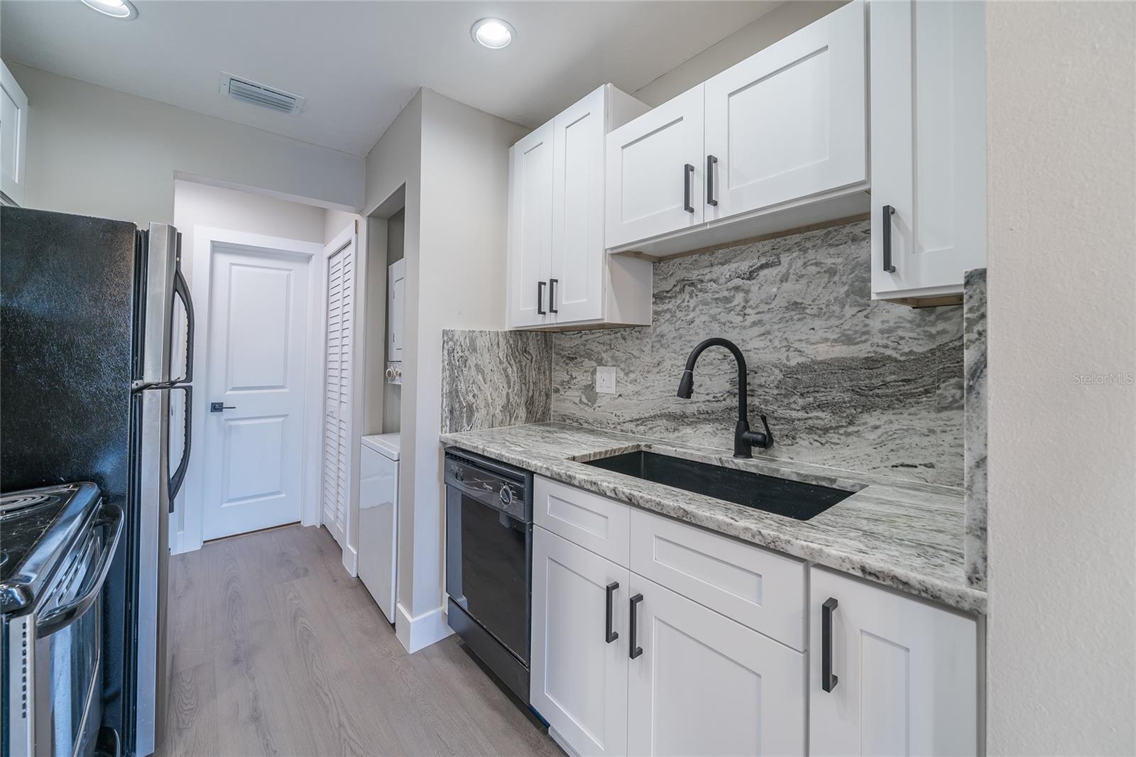 Image 24 of 44 For 372 Moorings Cove Drive 372