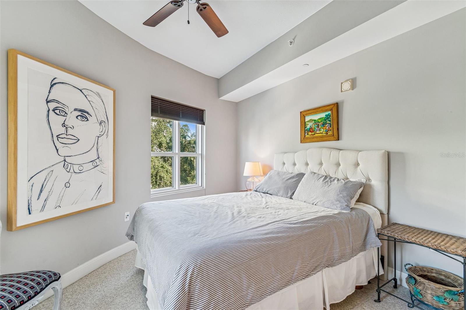 Image 11 of 33 For 450 Knights Run Avenue 411