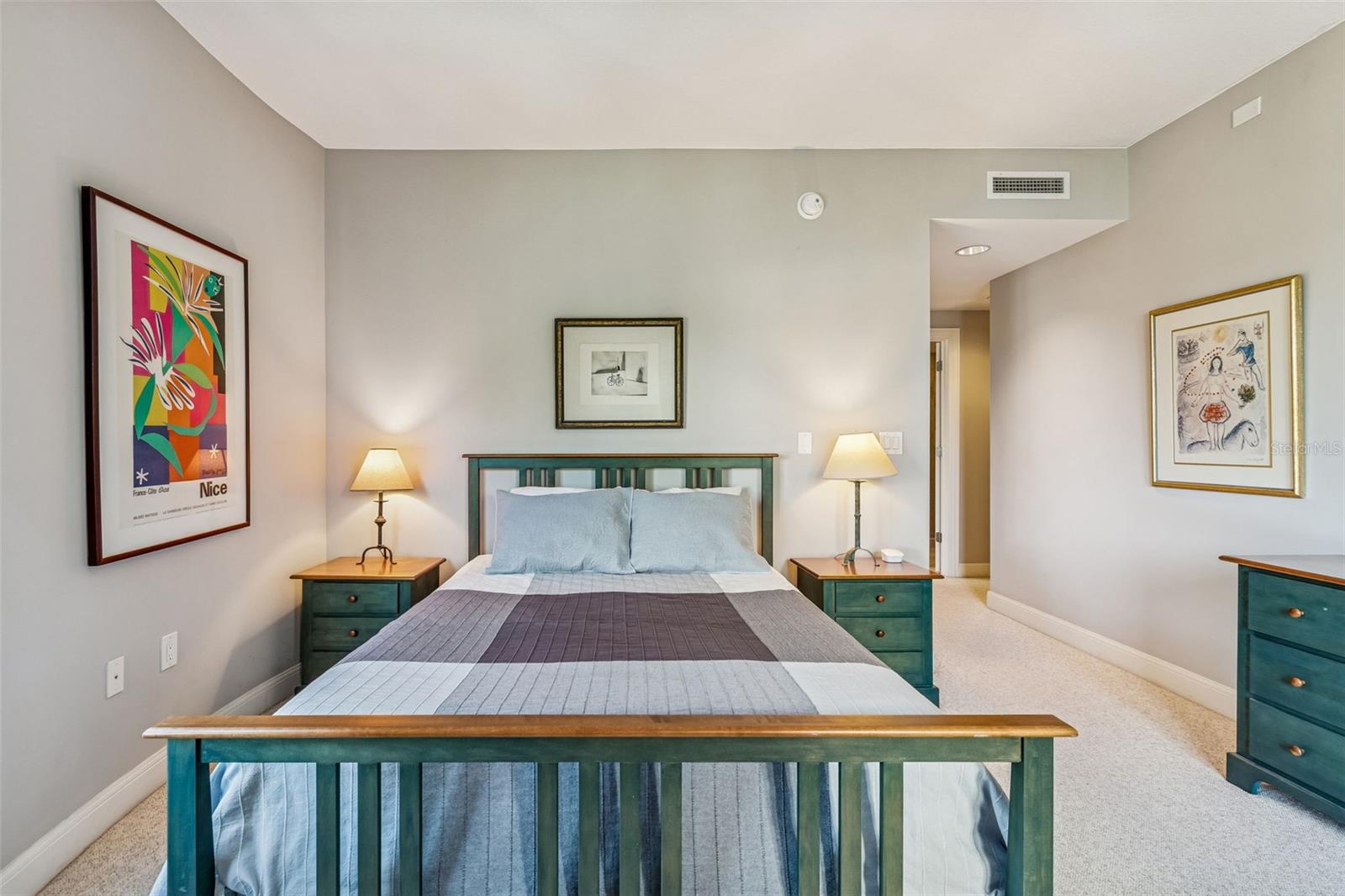 Image 9 of 33 For 450 Knights Run Avenue 411