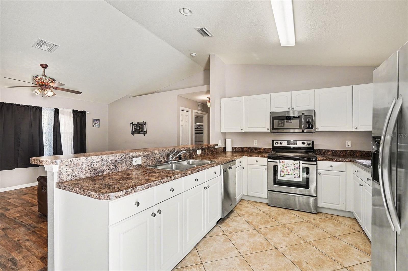 Image 10 of 30 For 3220 Rogers Street