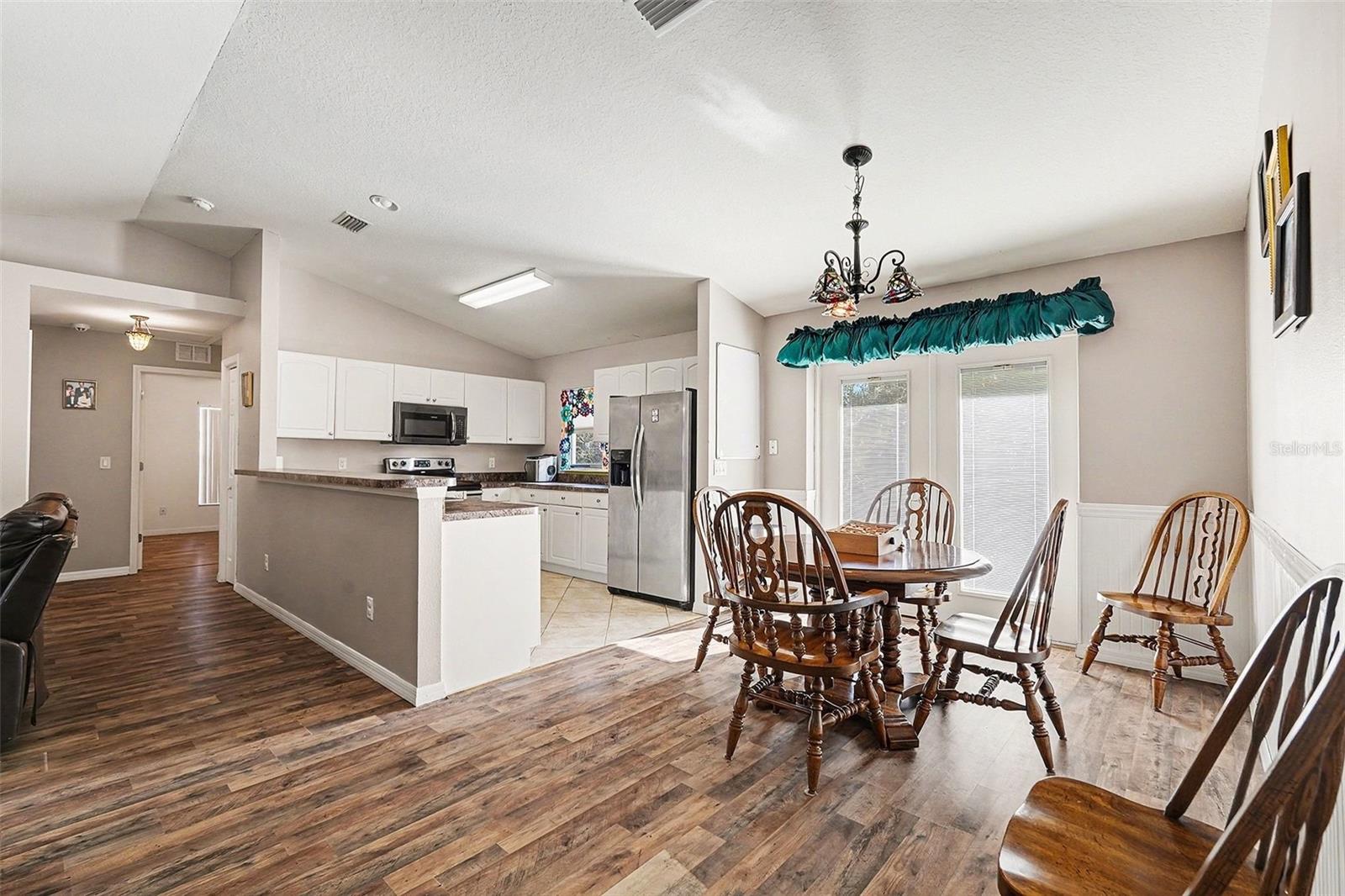 Image 12 of 30 For 3220 Rogers Street