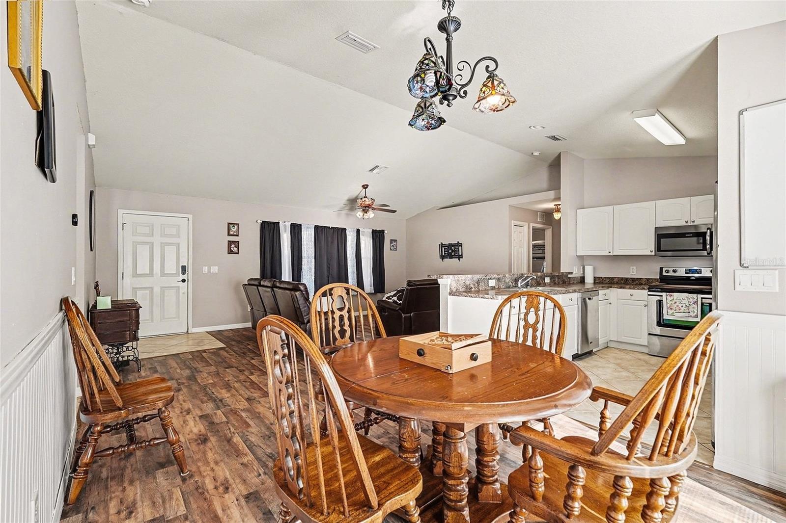 Image 14 of 30 For 3220 Rogers Street