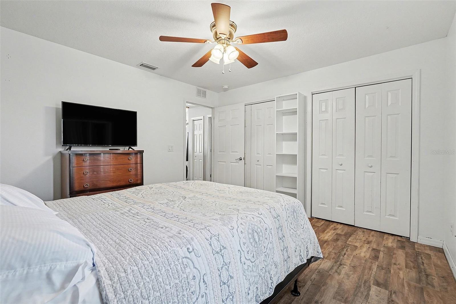 Image 19 of 30 For 3220 Rogers Street