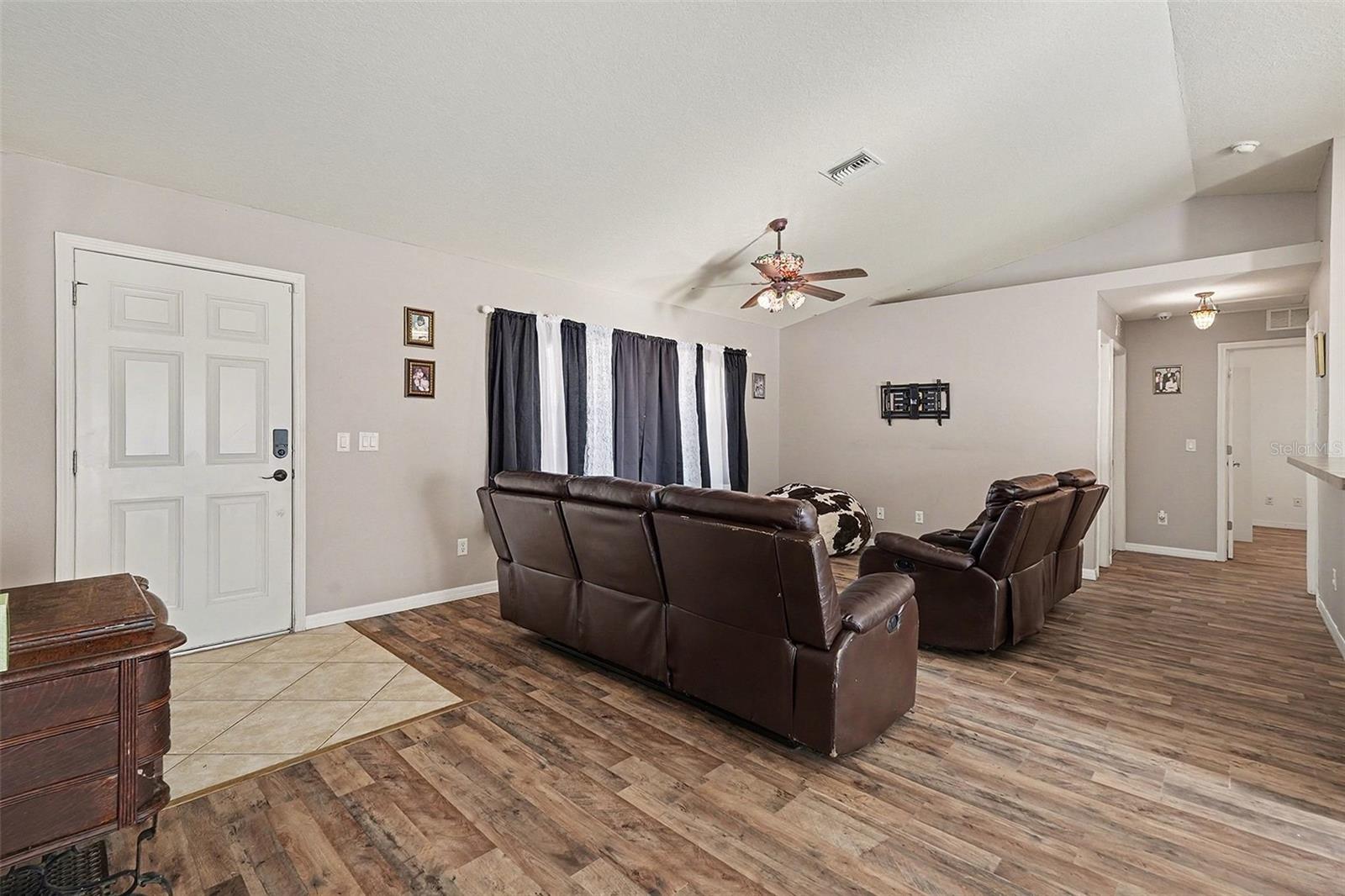 Image 8 of 30 For 3220 Rogers Street