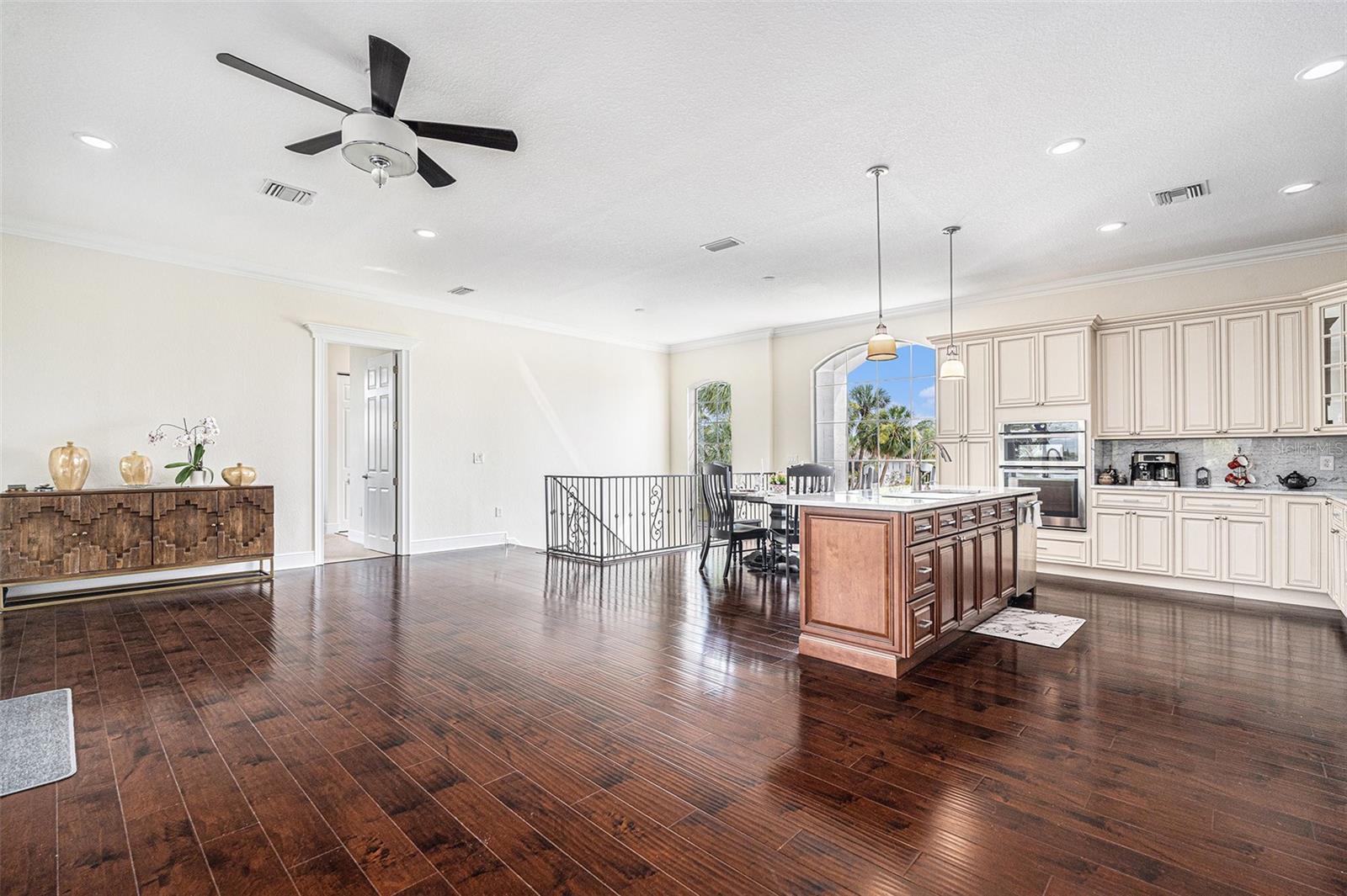 Image 16 of 39 For 4353 Dewey Drive