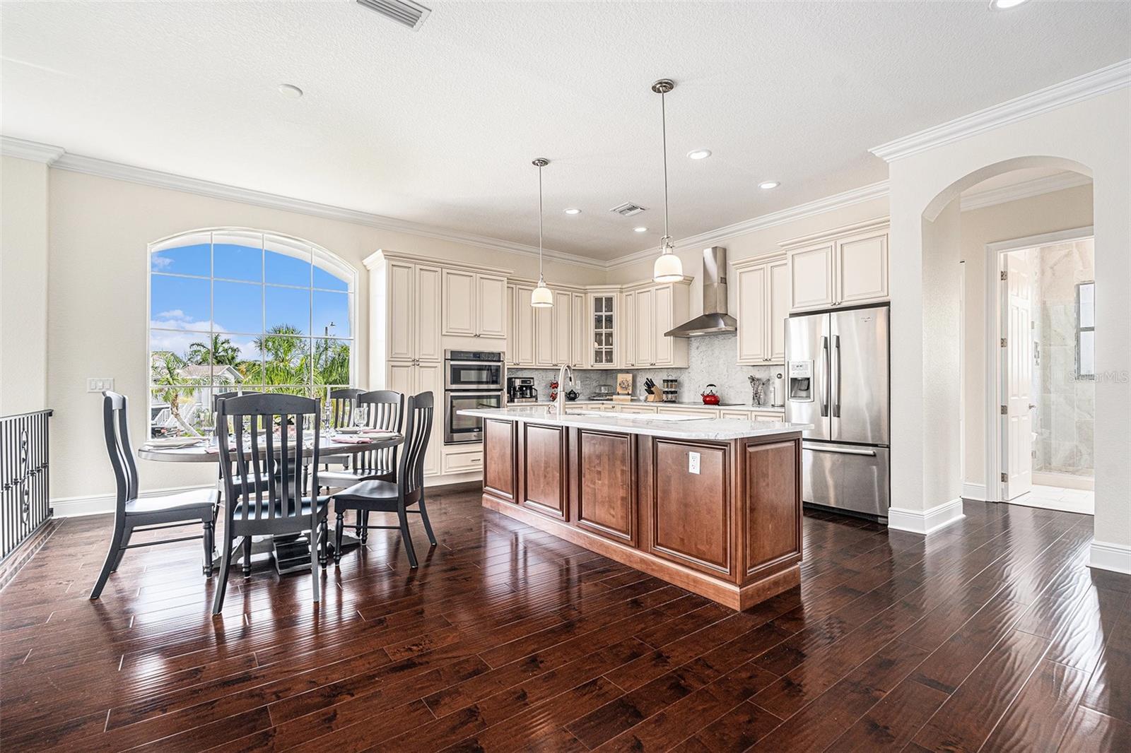 Image 17 of 39 For 4353 Dewey Drive