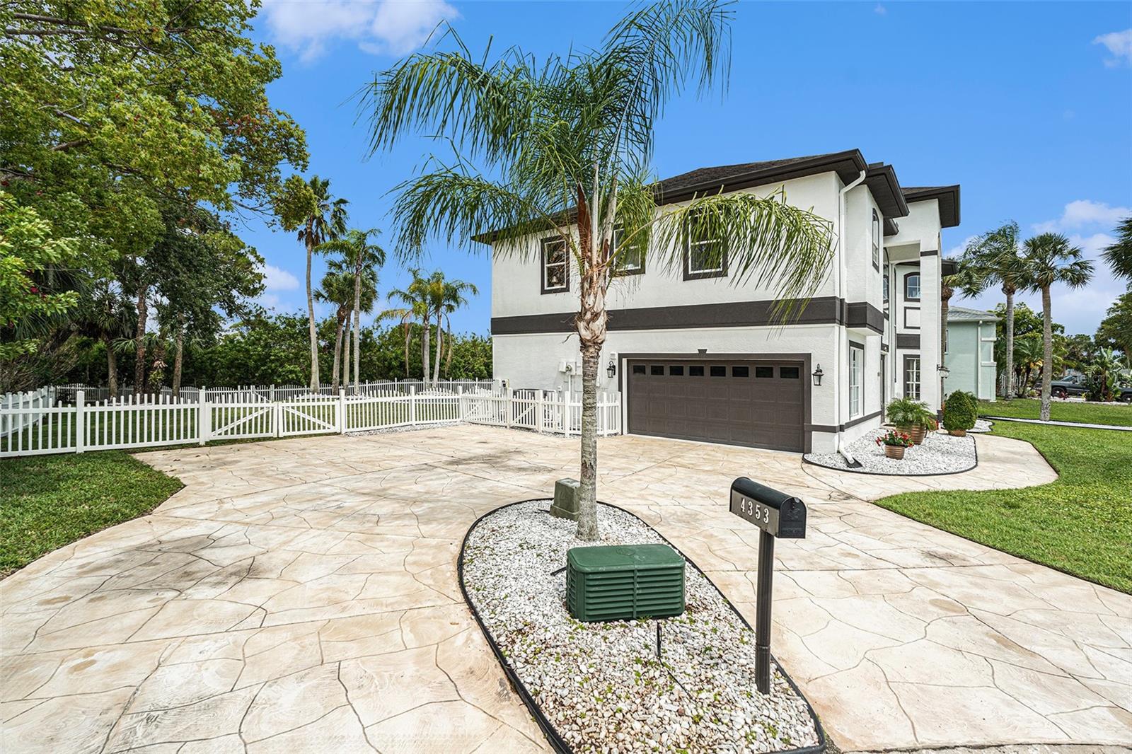 Image 35 of 39 For 4353 Dewey Drive