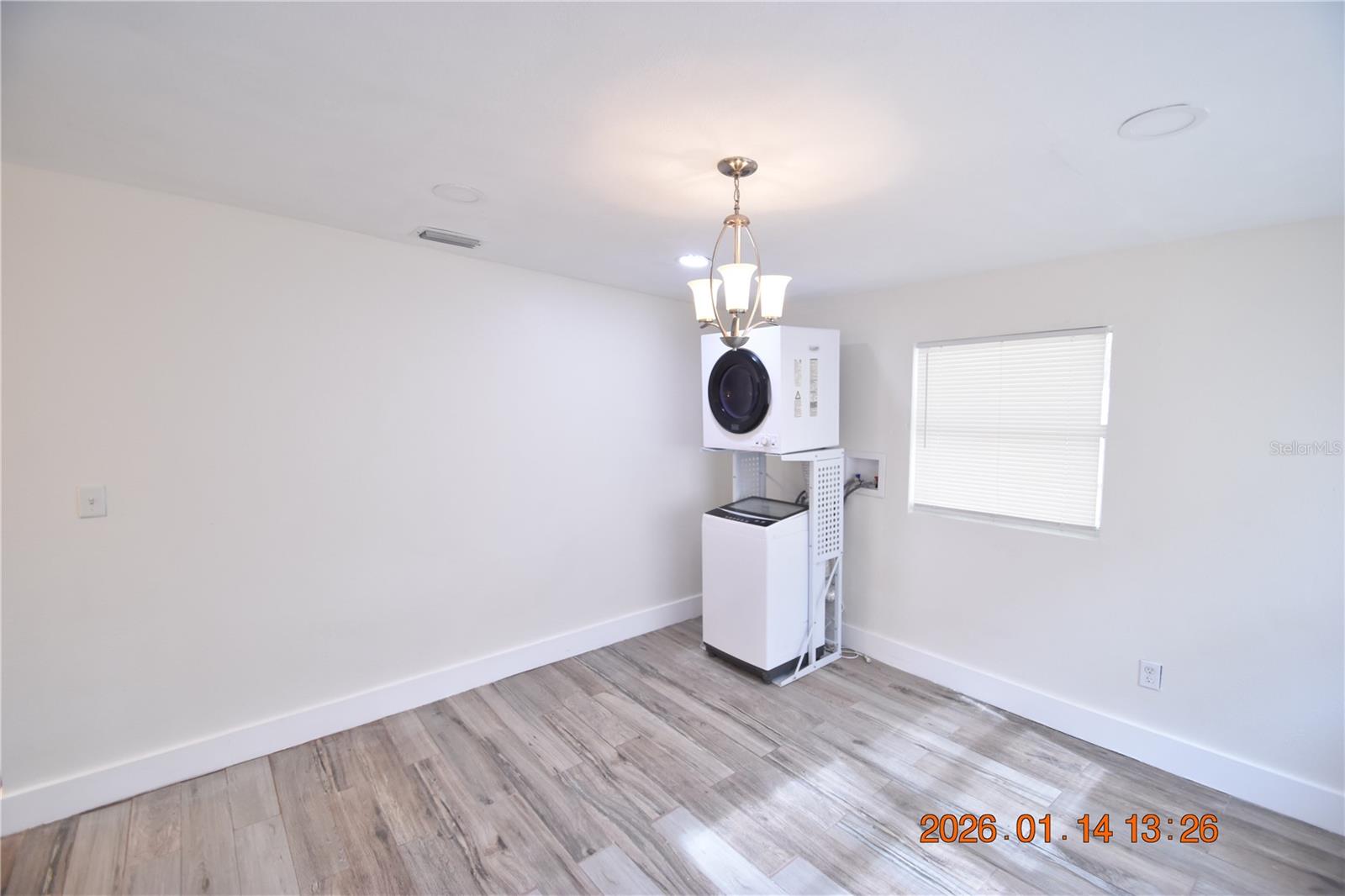 Image 7 of 36 For 907 Patterson Street