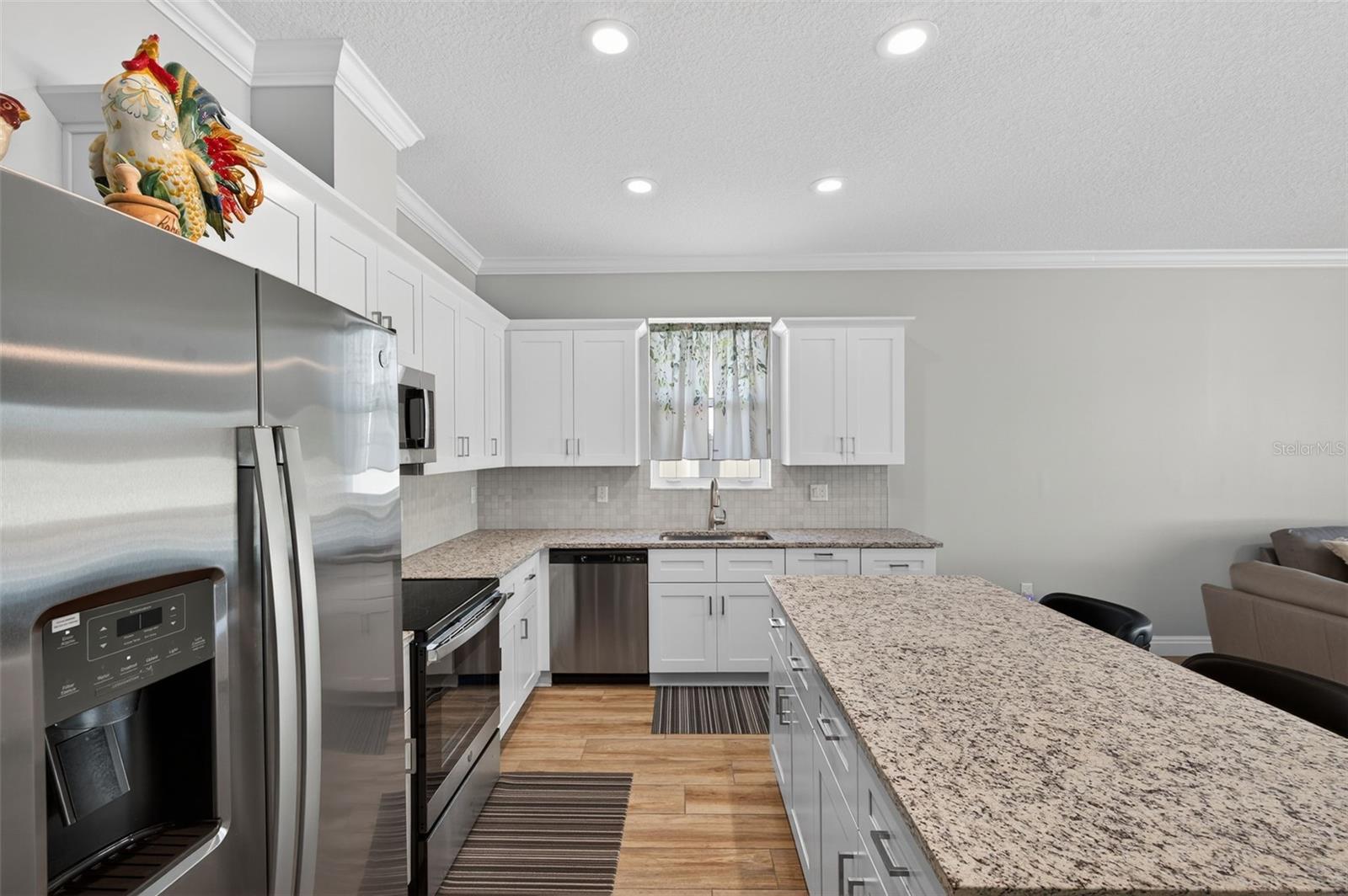 Image 26 of 44 For 405 Boyer Street