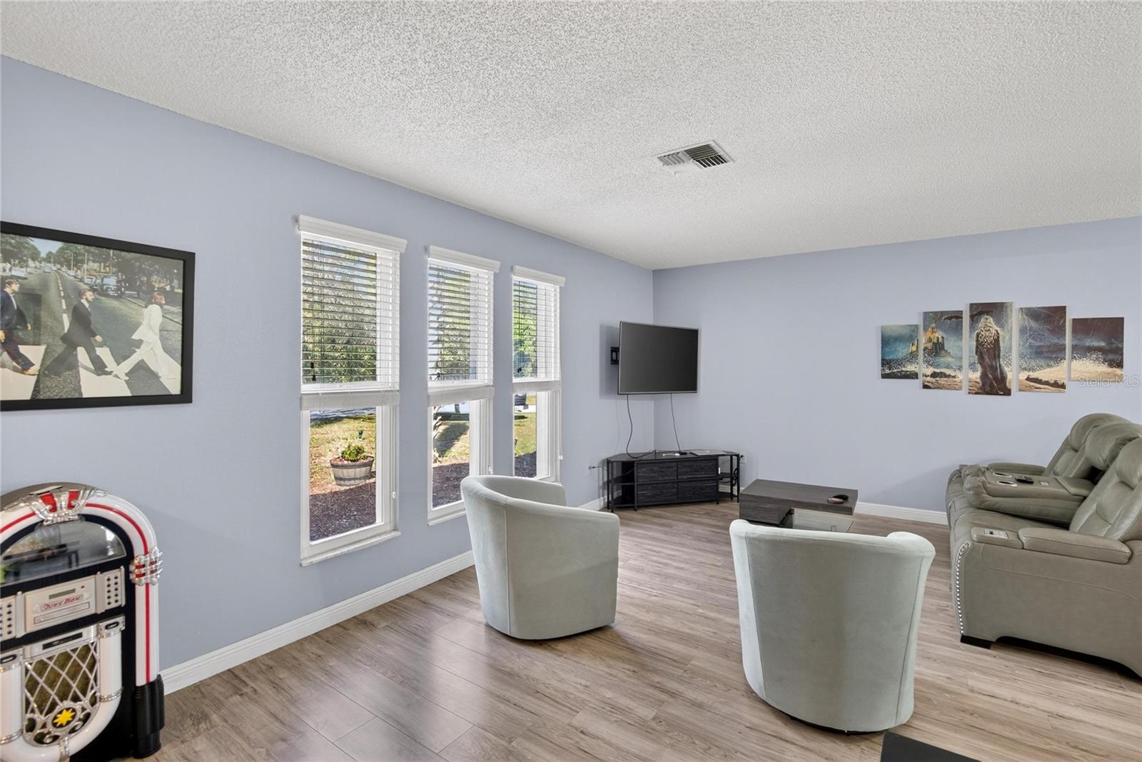 Image 7 of 39 For 2496 Mandrell Avenue