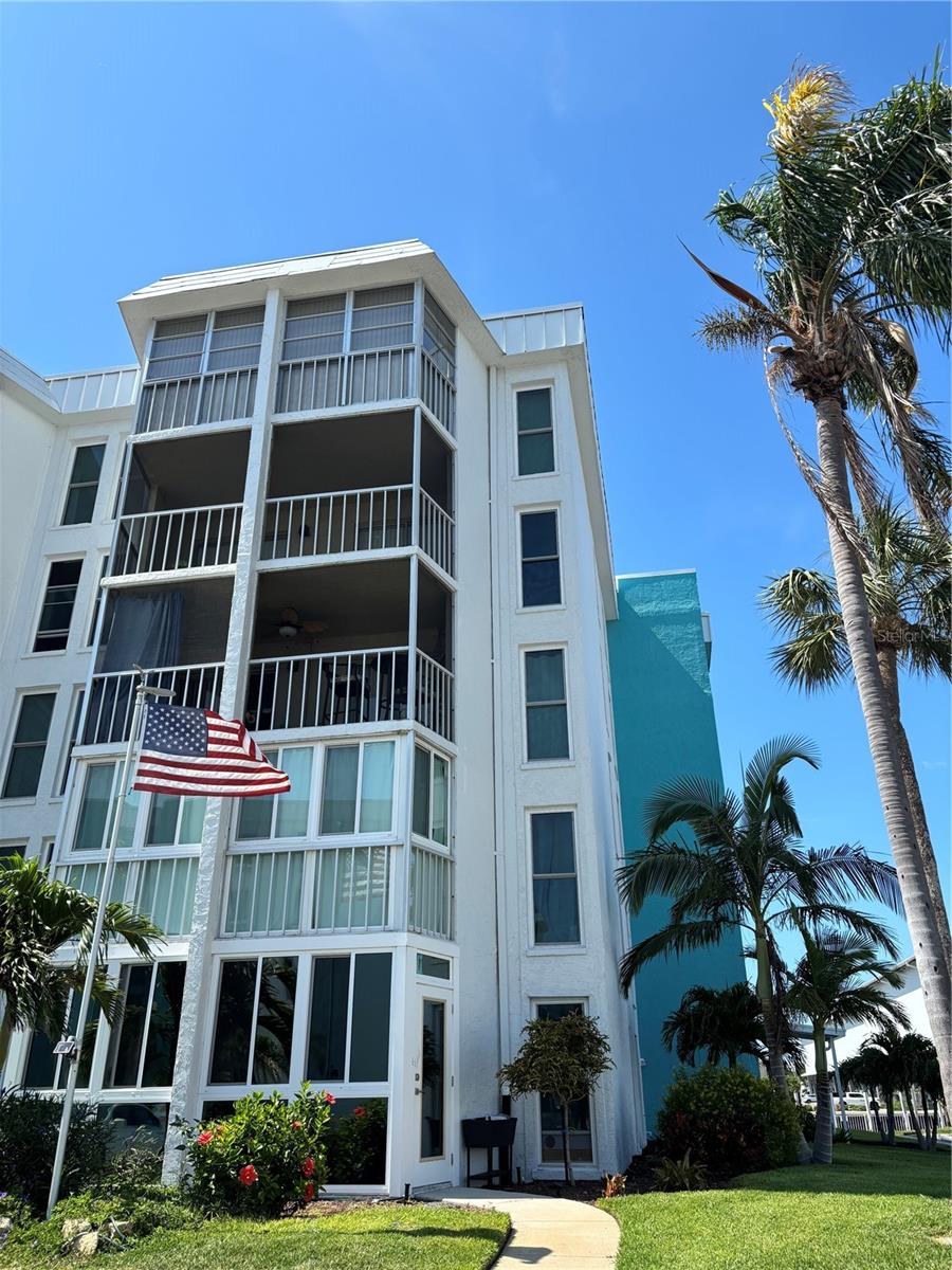 Details for 4904 38th Way S 417, ST PETERSBURG, FL 33711