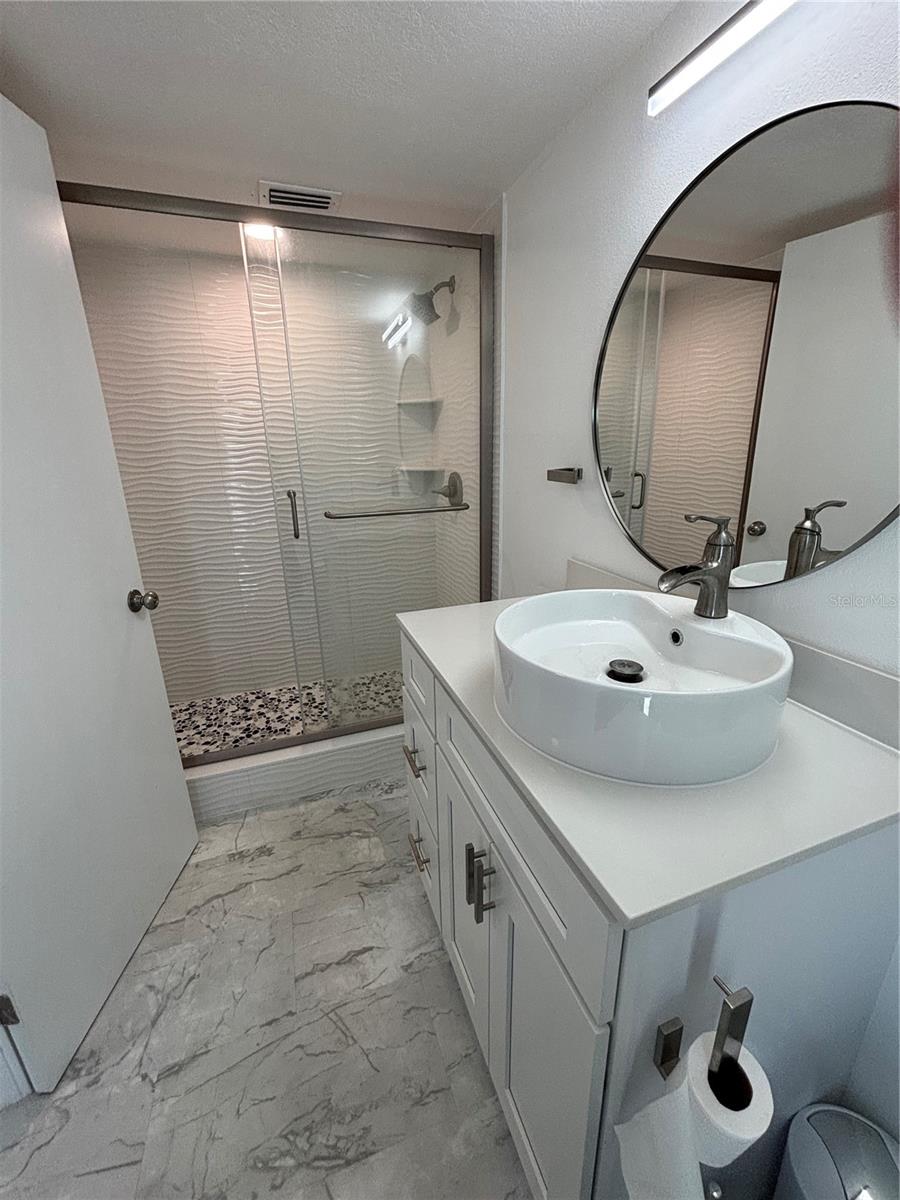 Image 18 of 32 For 4904 38th Way S 417