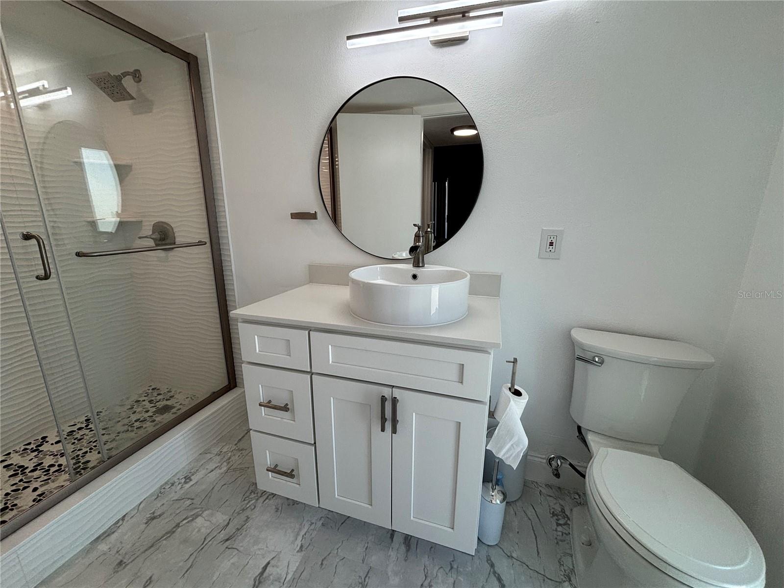 Image 19 of 32 For 4904 38th Way S 417