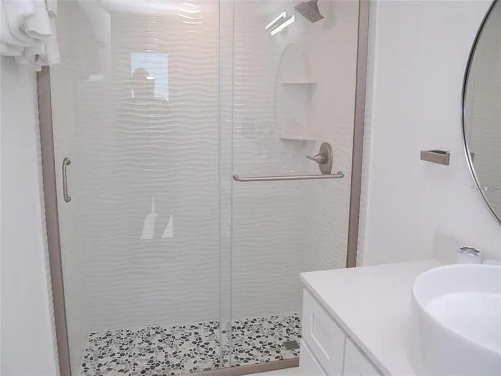 Image 21 of 32 For 4904 38th Way S 417