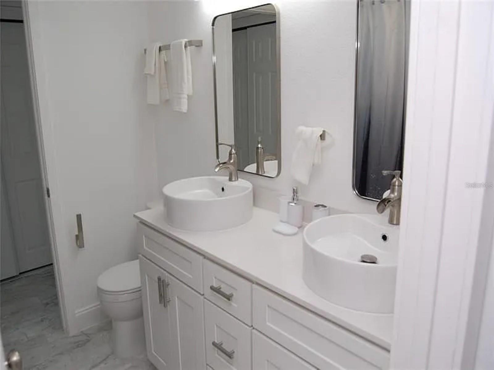 Image 25 of 32 For 4904 38th Way S 417