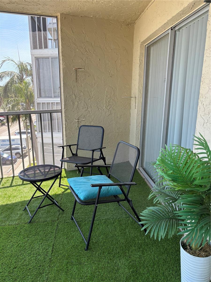 Image 29 of 32 For 4904 38th Way S 417