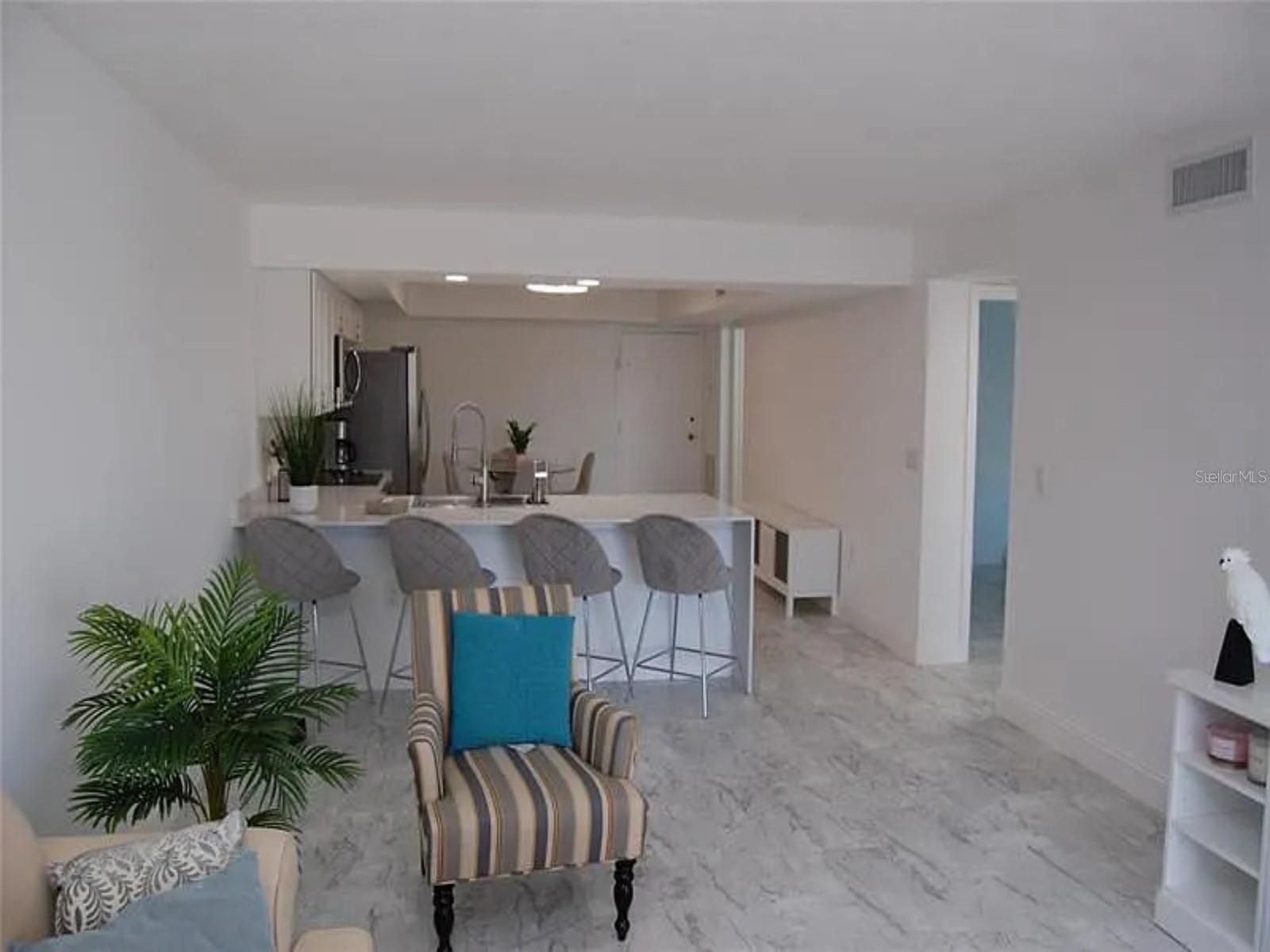 Image 6 of 32 For 4904 38th Way S 417