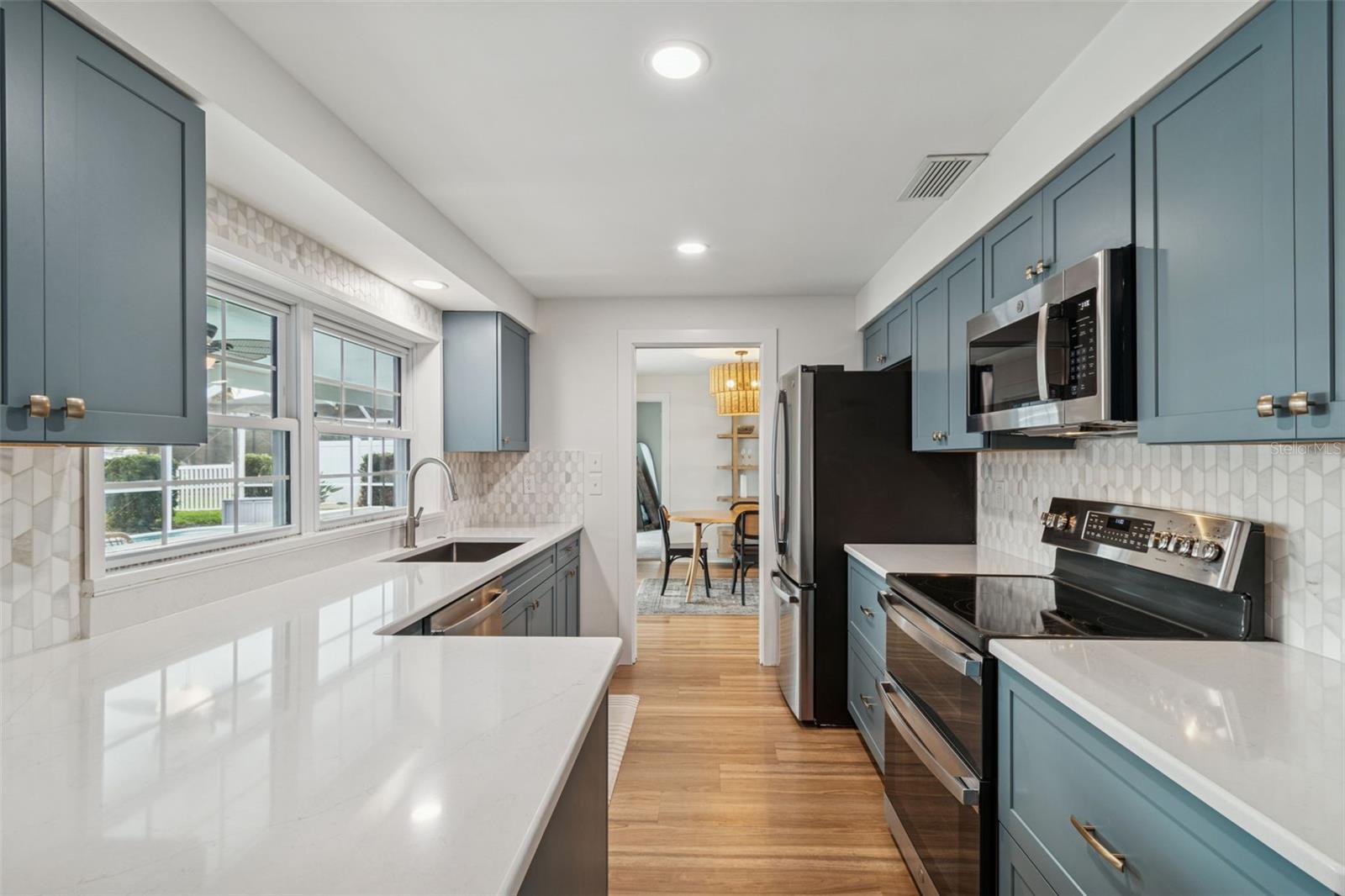 Image 14 of 44 For 3838 Mckay Creek Drive