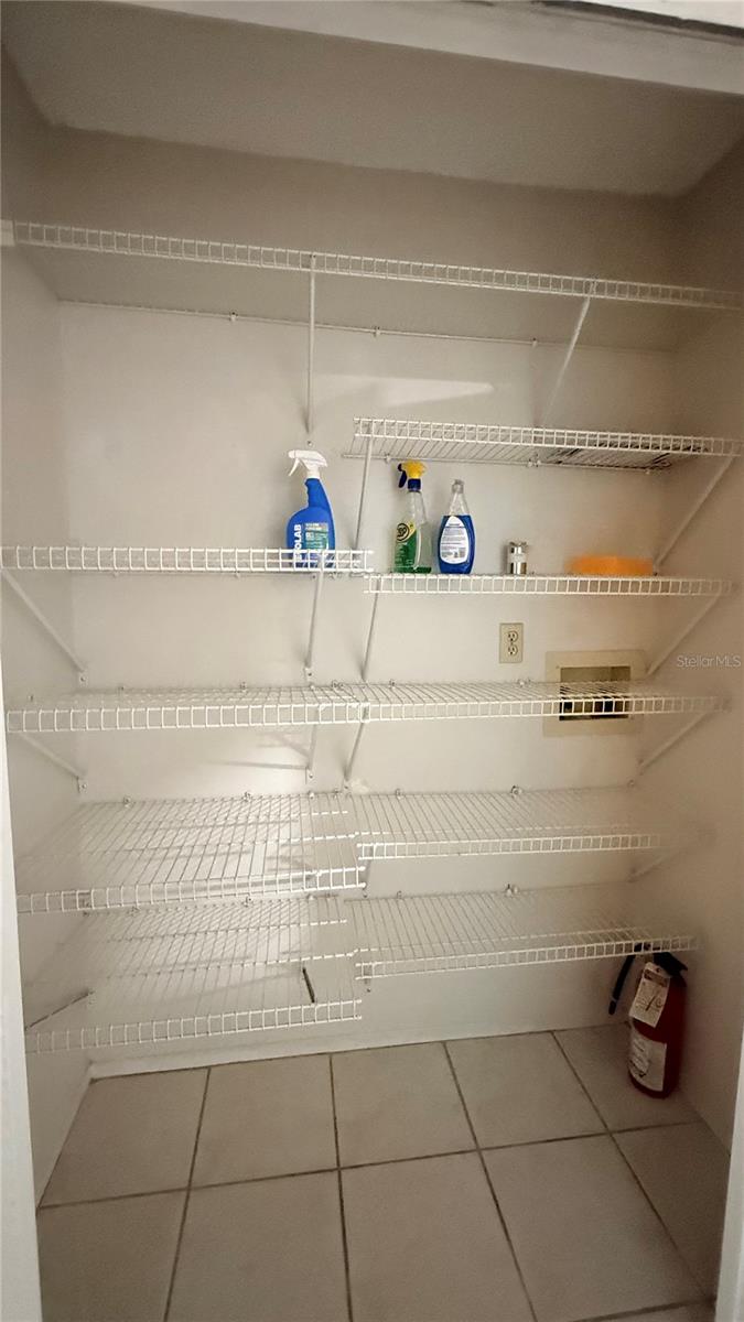 Image 16 of 32 For 7846 Royal Hart Drive