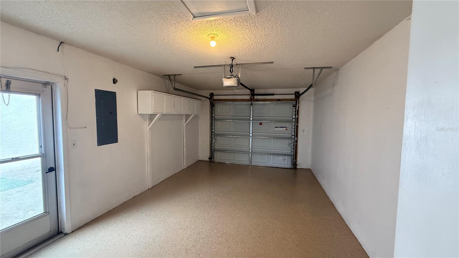 Image 28 of 32 For 7846 Royal Hart Drive