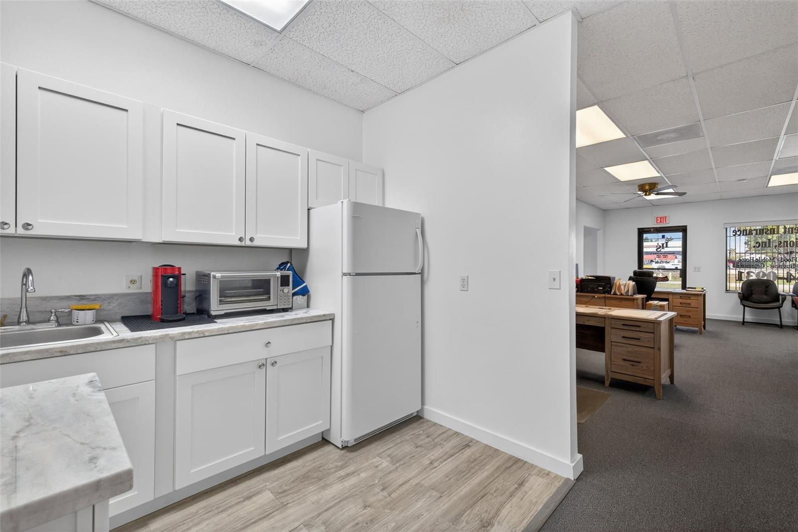 Image 17 of 44 For 16048 San Carlos Boulevard