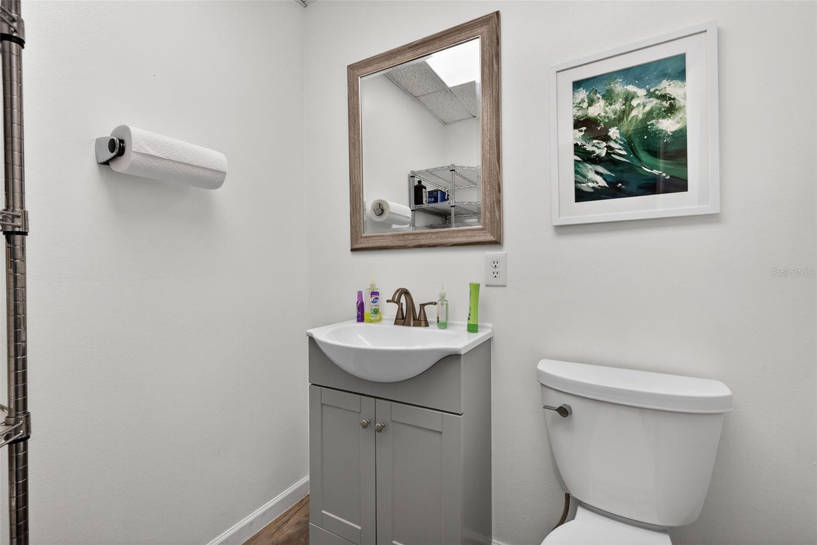 Image 28 of 44 For 16048 San Carlos Boulevard