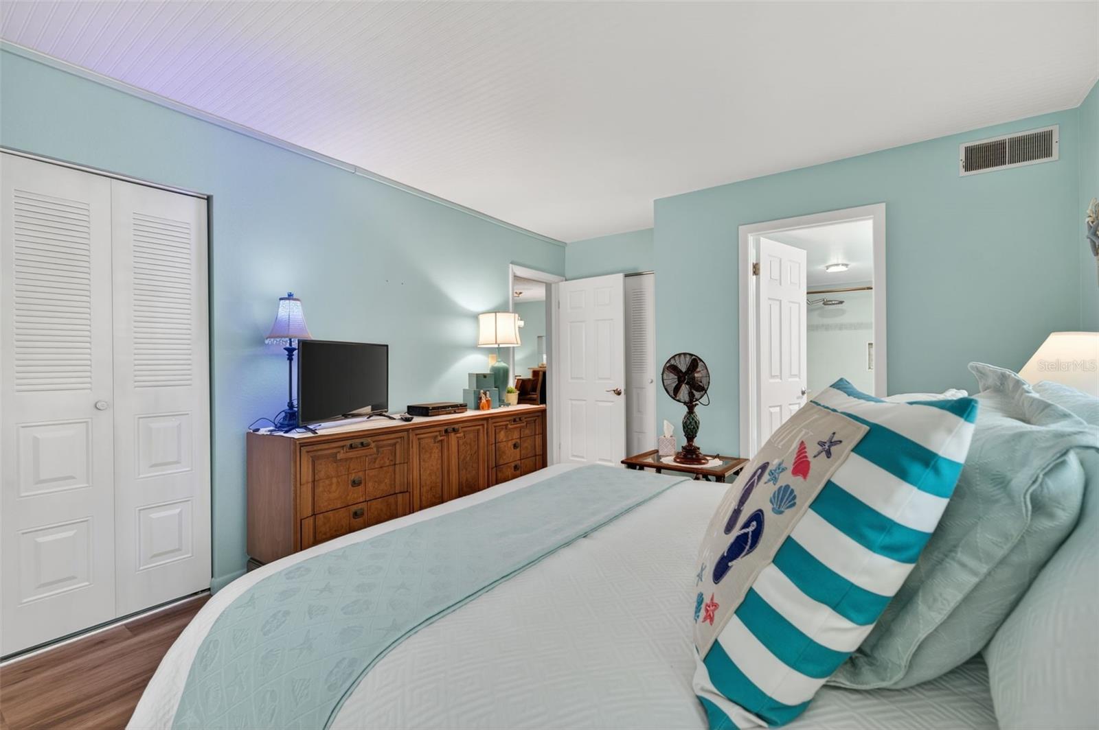 Image 29 of 44 For 1430 Heather Ridge Boulevard 101