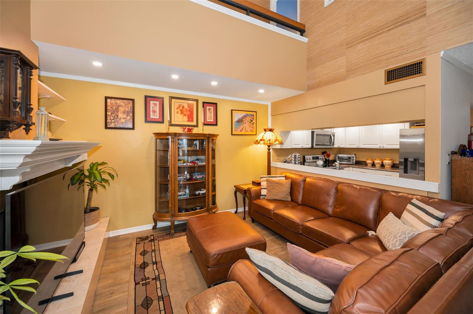 Image 15 of 93 For 2353 Hanover Drive