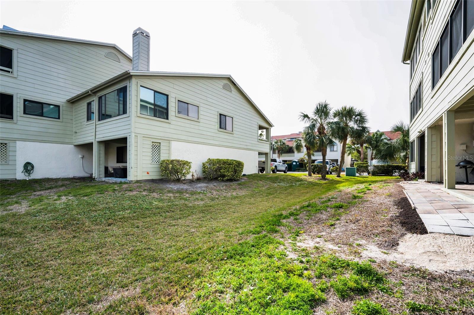 Image 31 of 93 For 2353 Hanover Drive