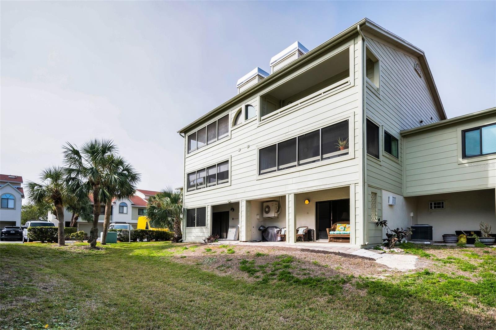 Image 34 of 93 For 2353 Hanover Drive