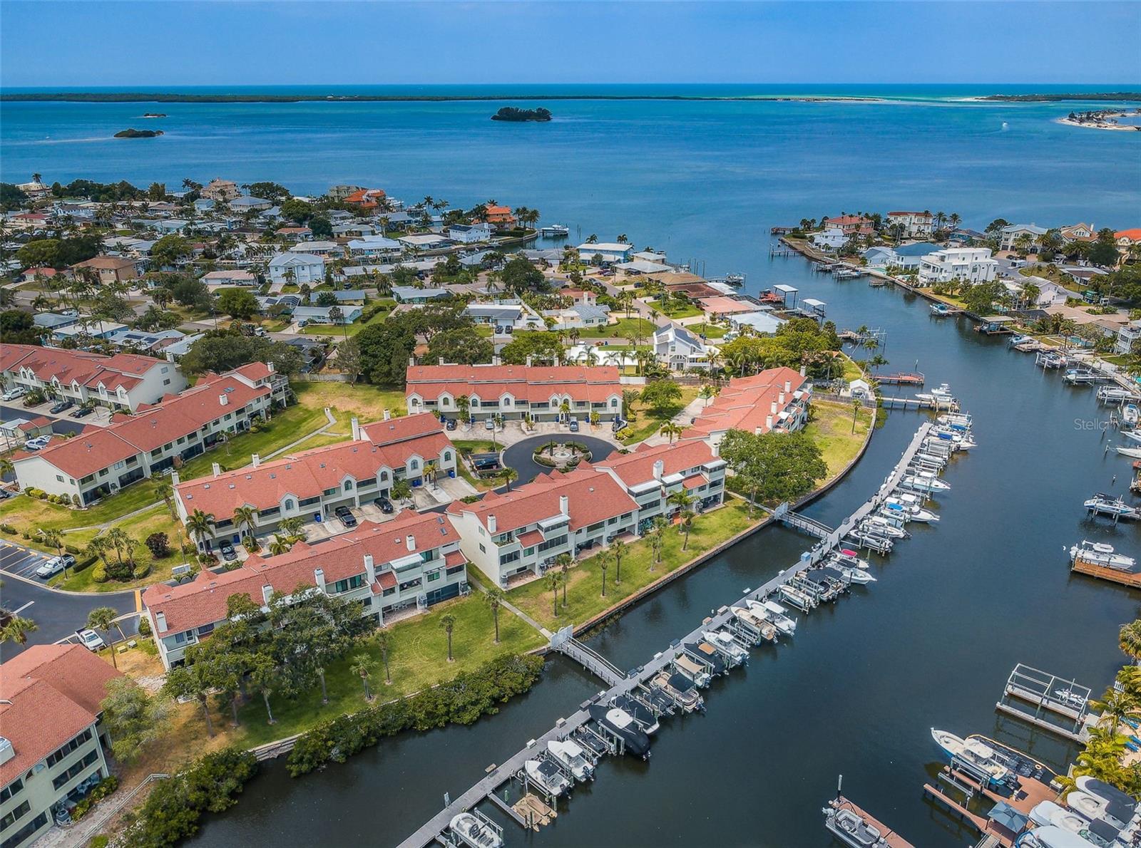 Image 4 of 93 For 2353 Hanover Drive