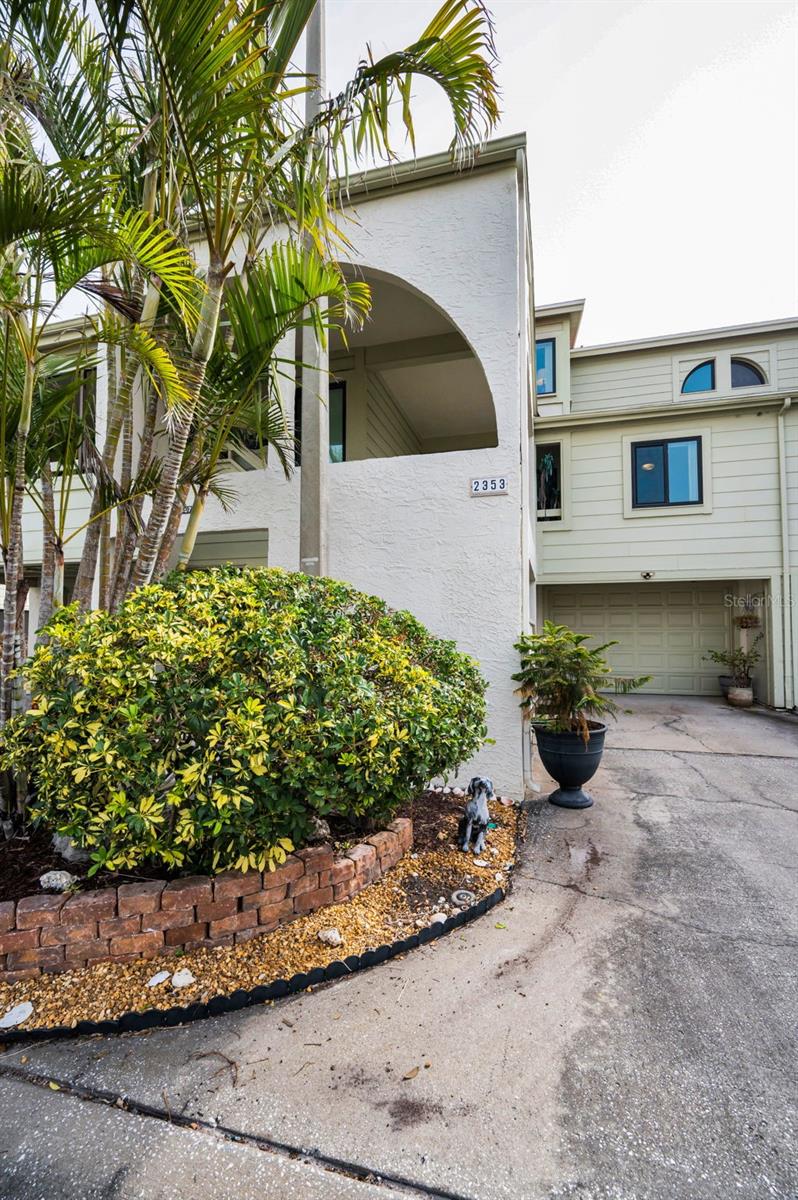 Image 46 of 93 For 2353 Hanover Drive