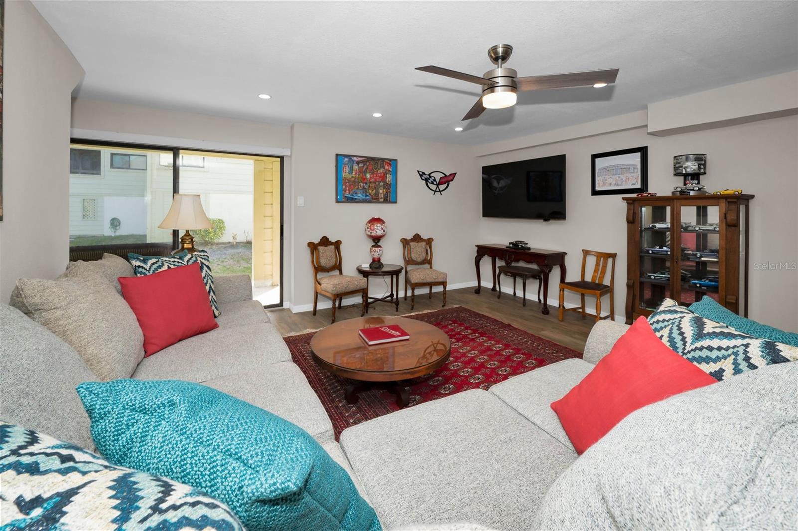 Image 54 of 93 For 2353 Hanover Drive