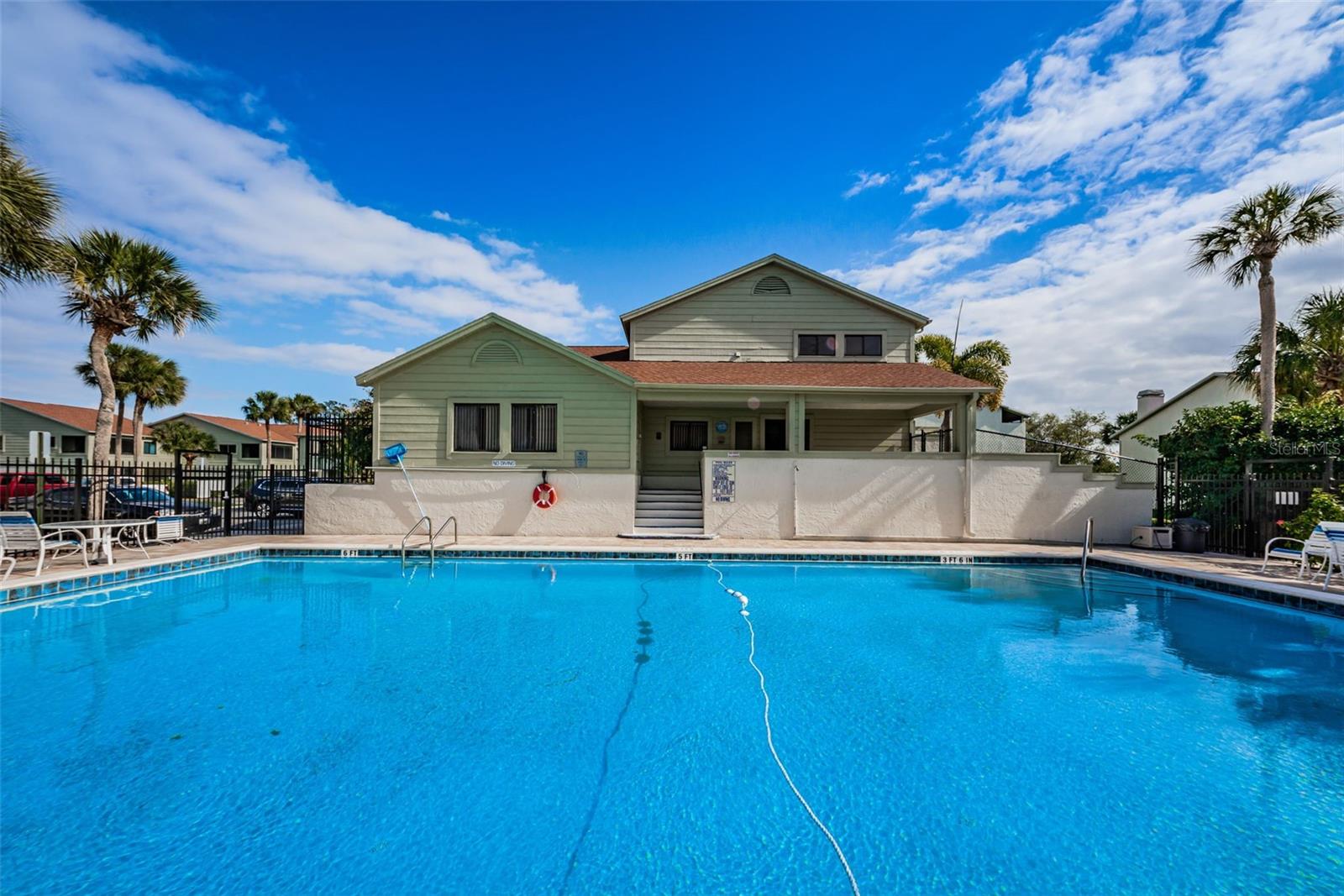 Image 78 of 93 For 2353 Hanover Drive