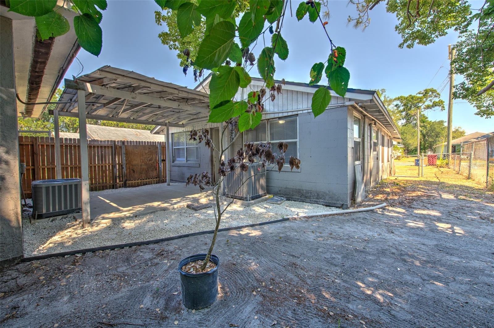 Image 31 of 35 For 905 Ball Street