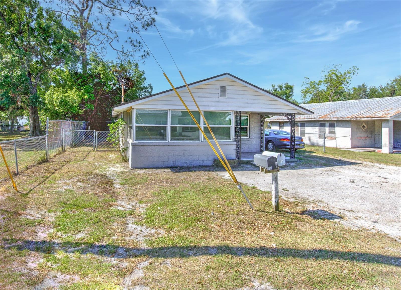 Image 5 of 35 For 905 Ball Street