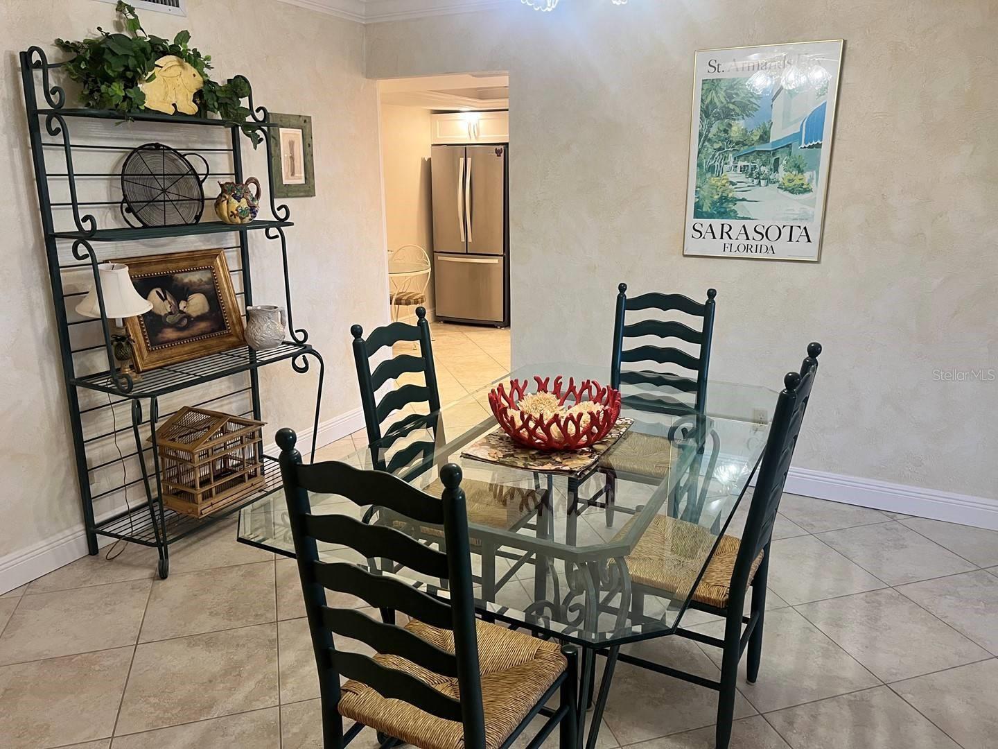 Image 4 of 14 For 1125 Peppertree Drive 202