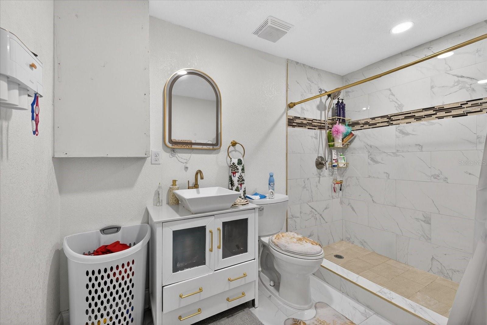 Image 18 of 40 For 7618 Lavender Lane