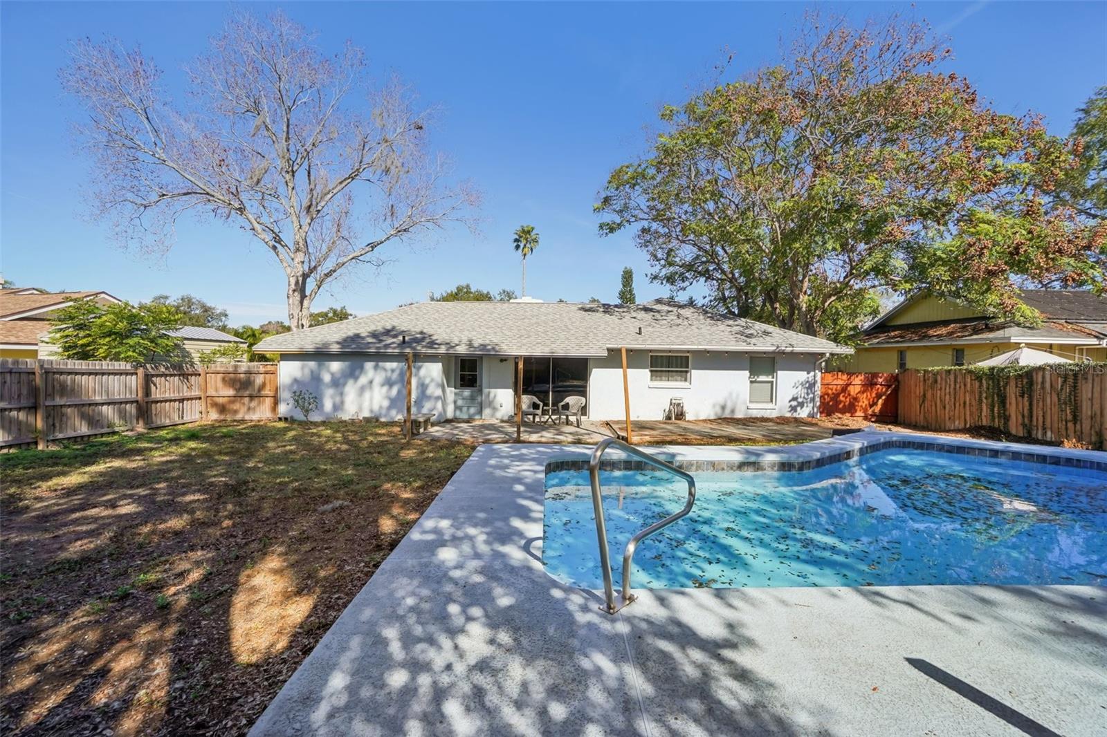 Image 2 of 25 For 618 Rollingwood Lane