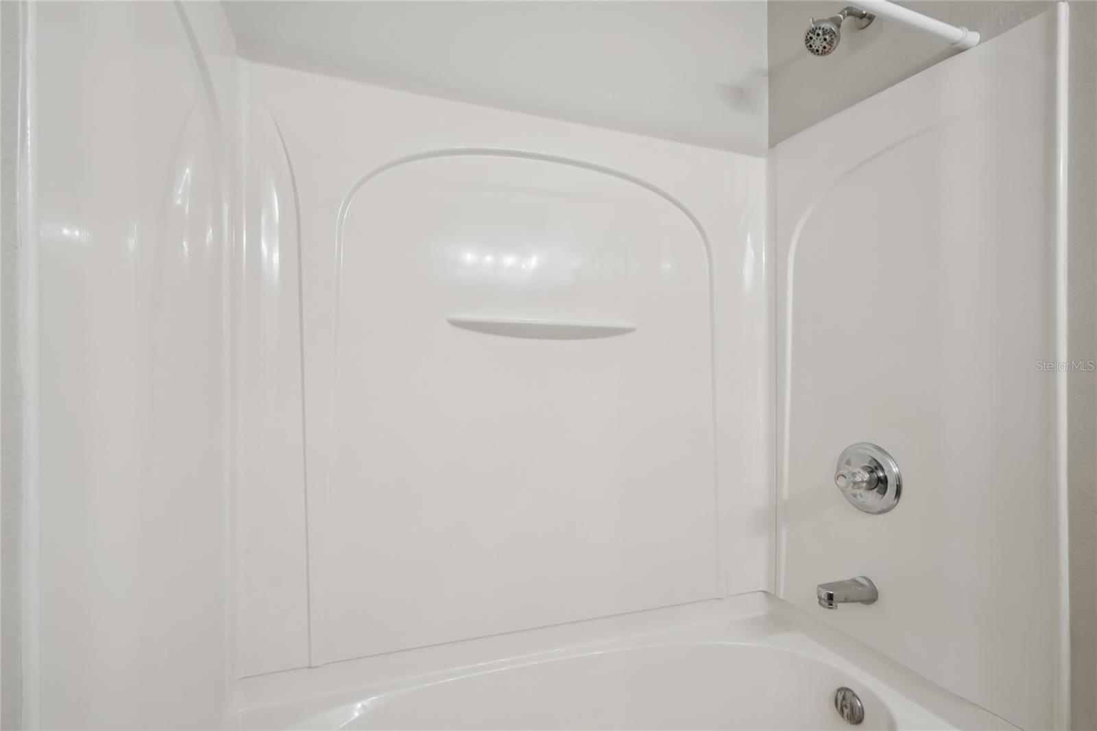 Image 21 of 39 For 10814 Kensington Park Avenue