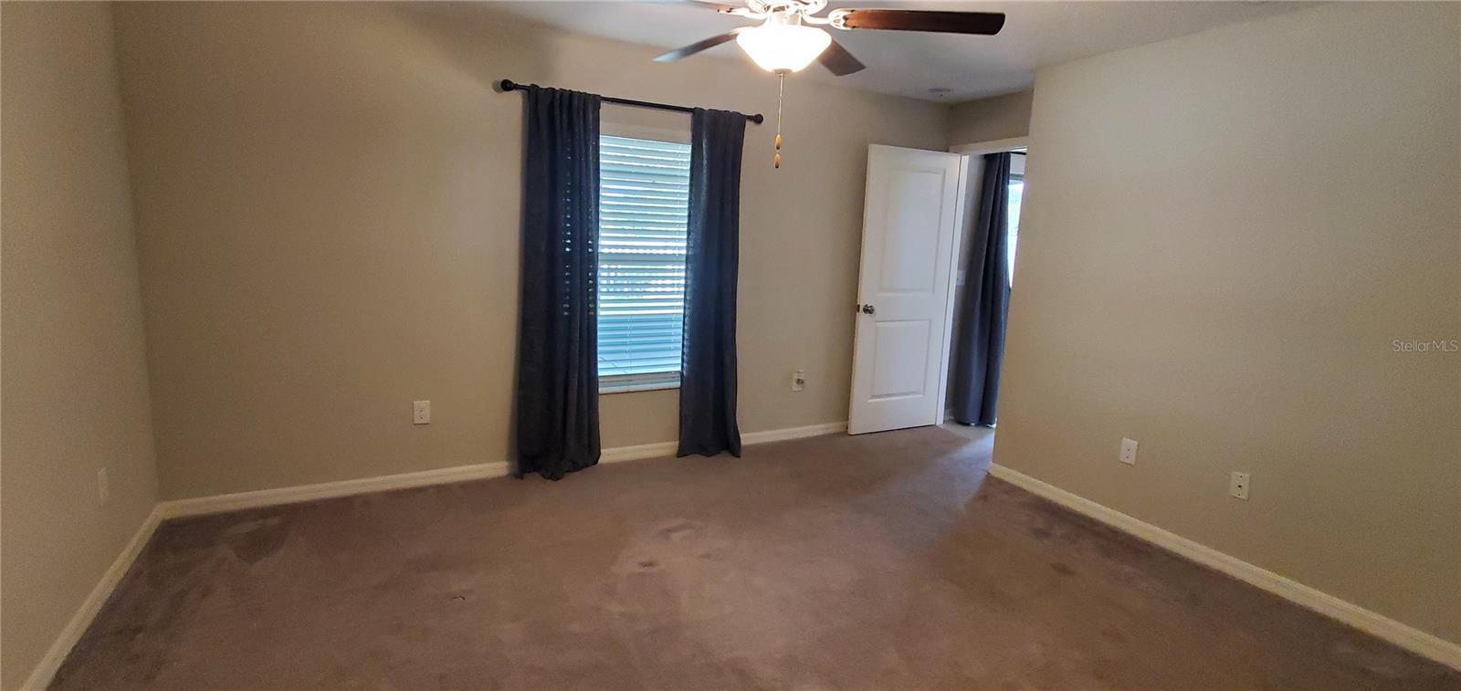 Listing photo id 8 for 5161 White Chicory Drive