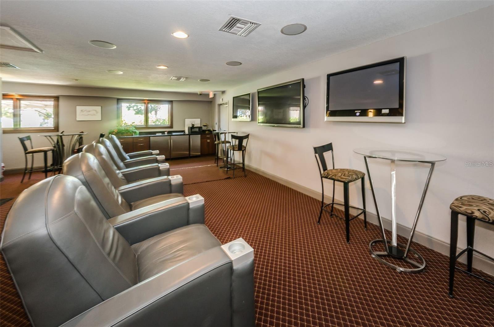 Image 61 of 82 For 10265 Gandy Boulevard N 716