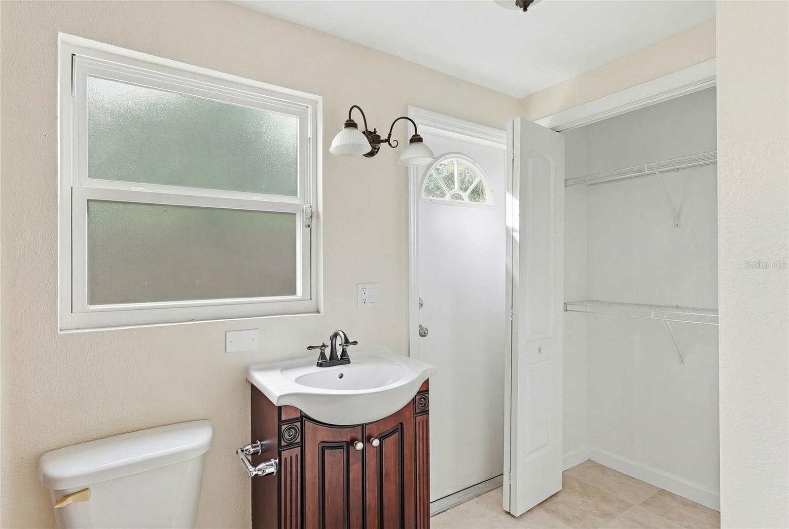 Image 25 of 62 For 2814 Humphrey Street