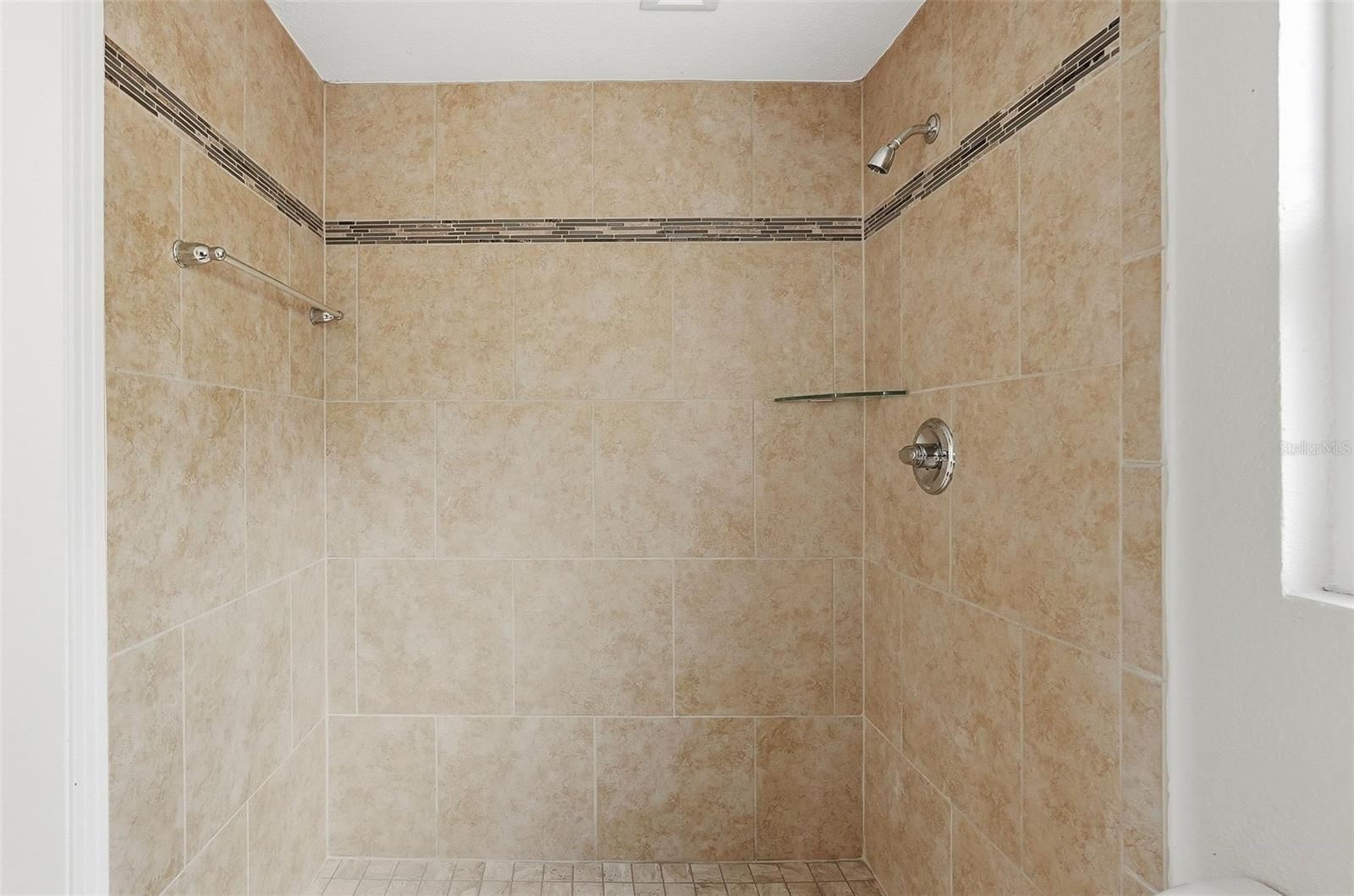 Image 26 of 62 For 2814 Humphrey Street