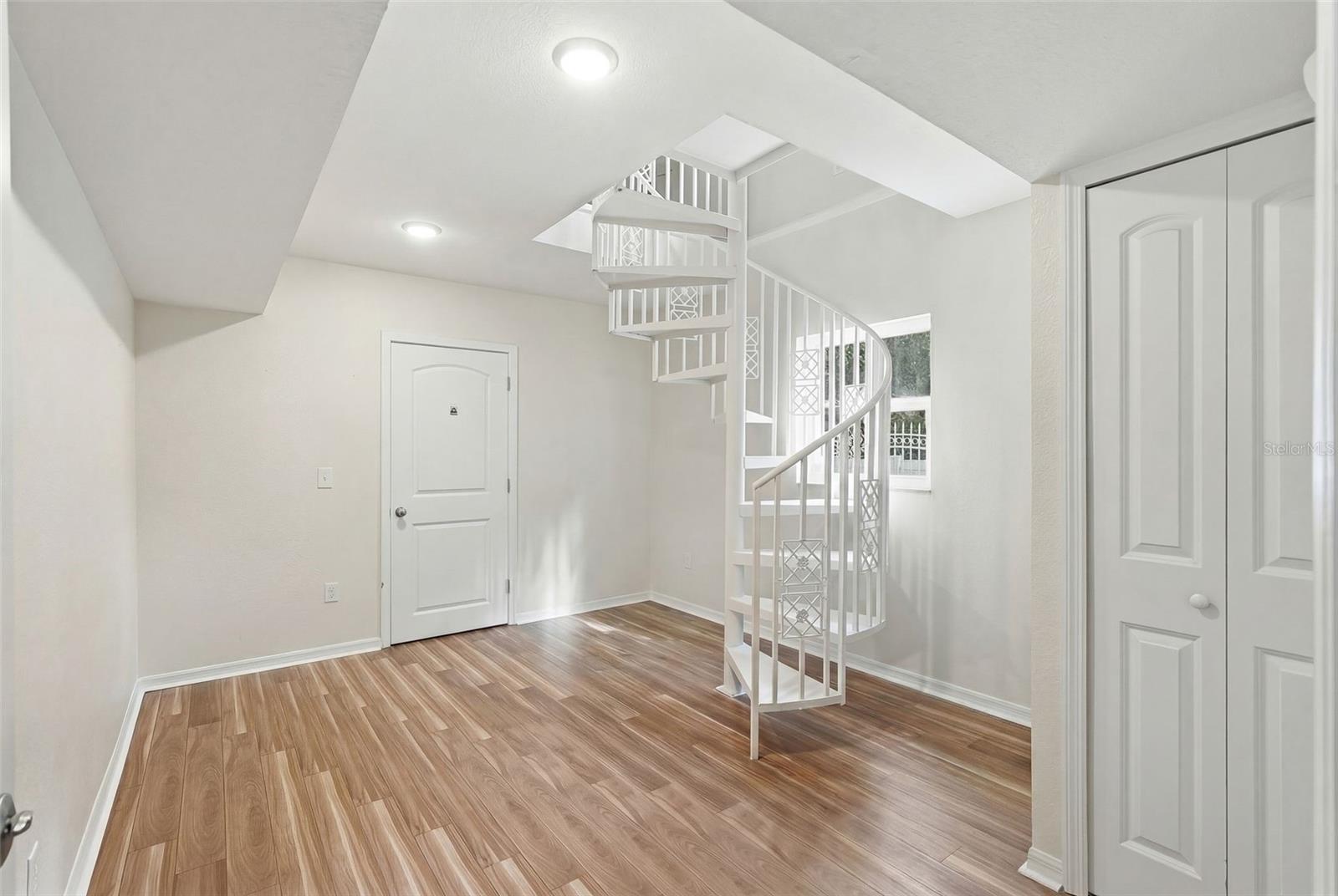 Image 28 of 62 For 2814 Humphrey Street