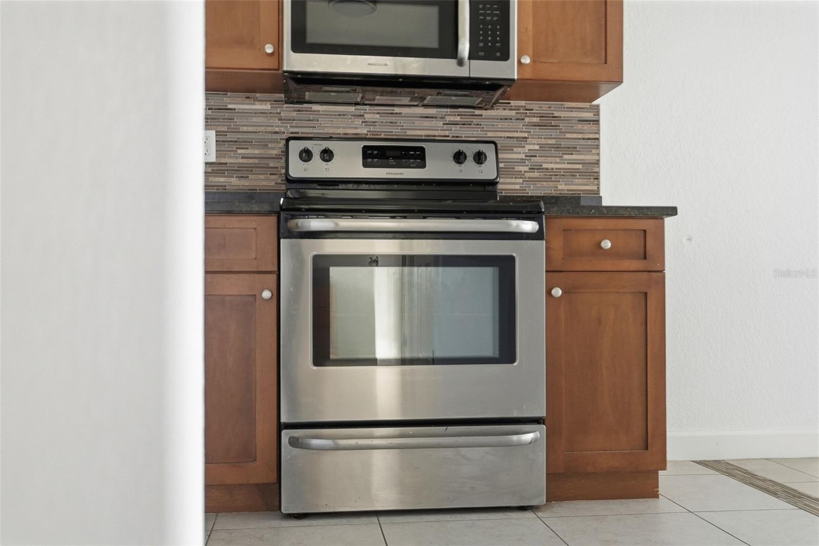 Image 52 of 62 For 2814 Humphrey Street